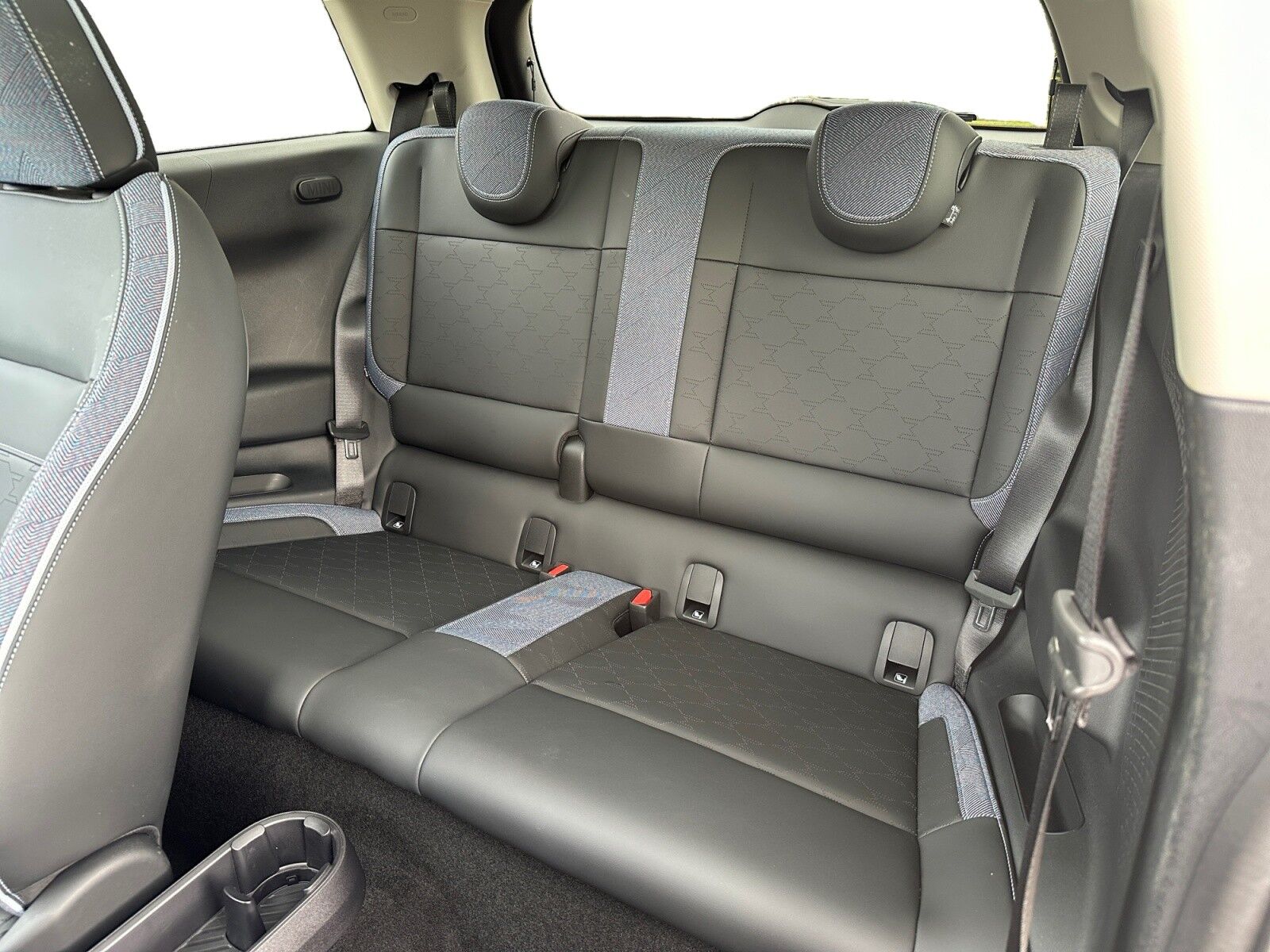 Billede af Mini Cooper E EL Classic Trim Option Level L 184HK 3d Aut.