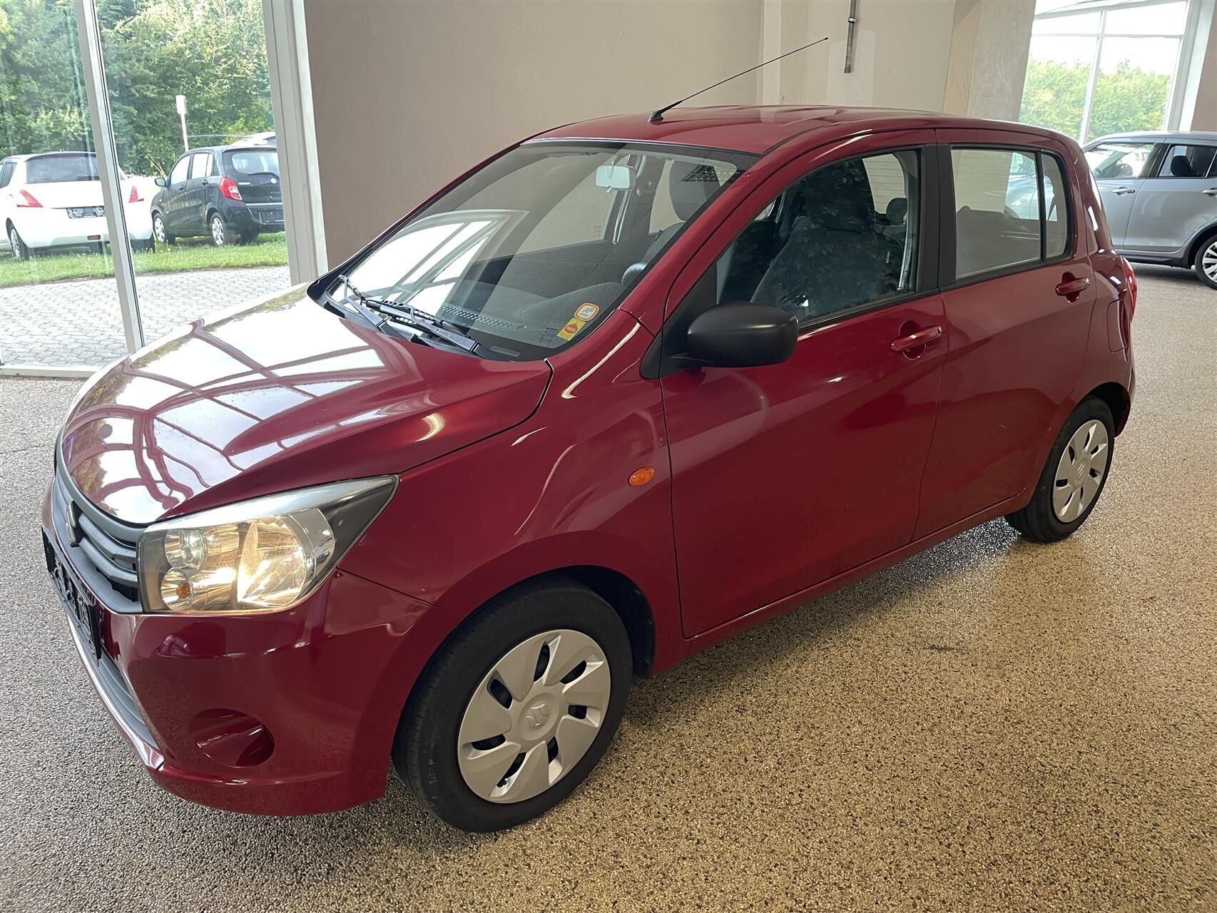 Billede af Suzuki Celerio 1,0 Dualjet 12V Club 68HK 5d