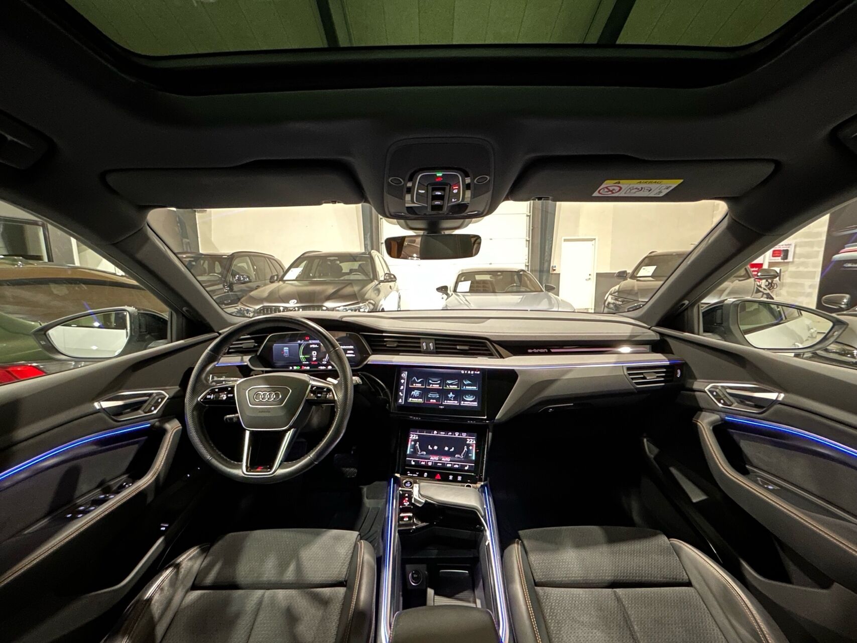 Billede af Audi E-tron 55 Black Edition Quattro 408HK 5d Aut. 