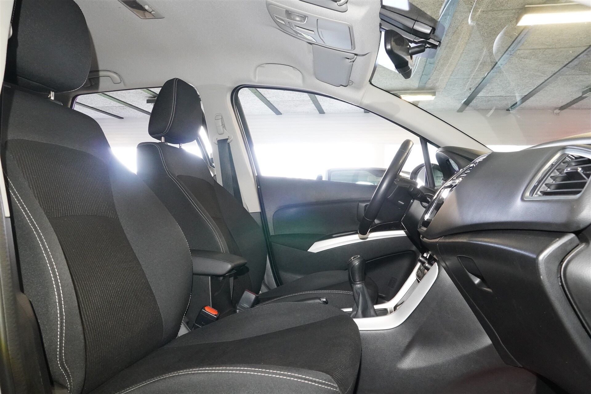 Billede af Suzuki S-Cross 1,0 Boosterjet Active 112HK 5d