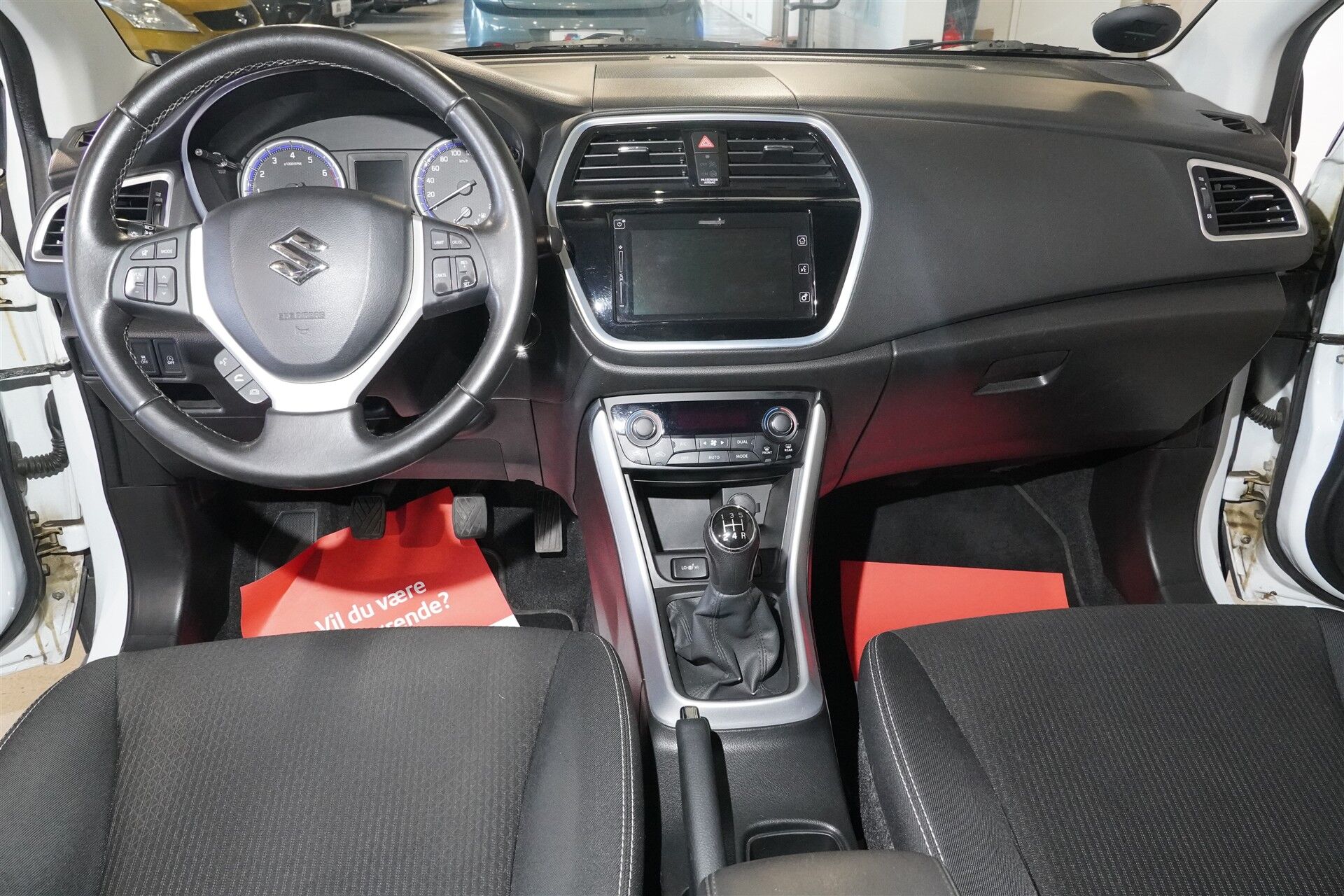 Billede af Suzuki S-Cross 1,0 Boosterjet Active 112HK 5d