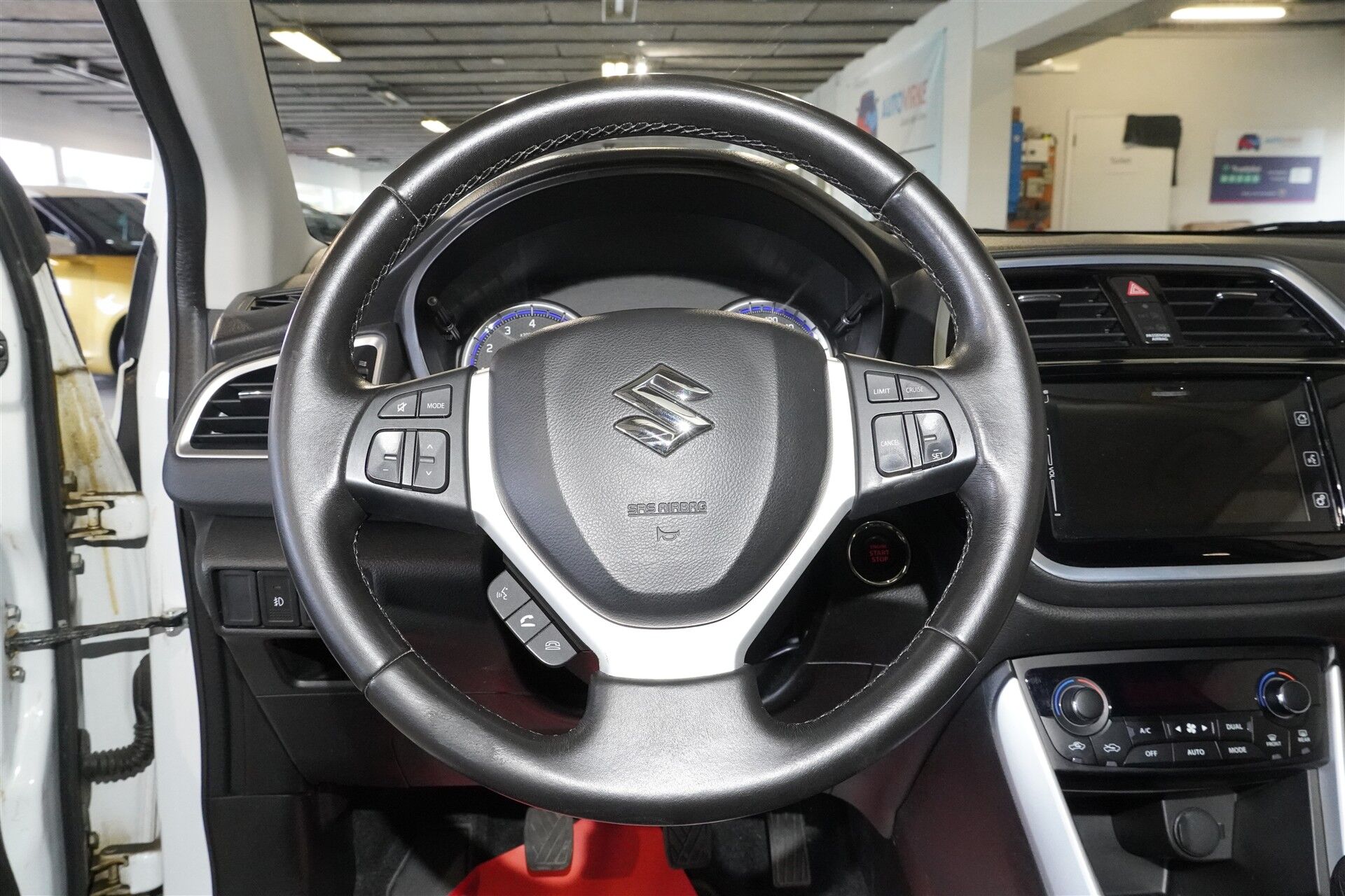 Billede af Suzuki S-Cross 1,0 Boosterjet Active 112HK 5d