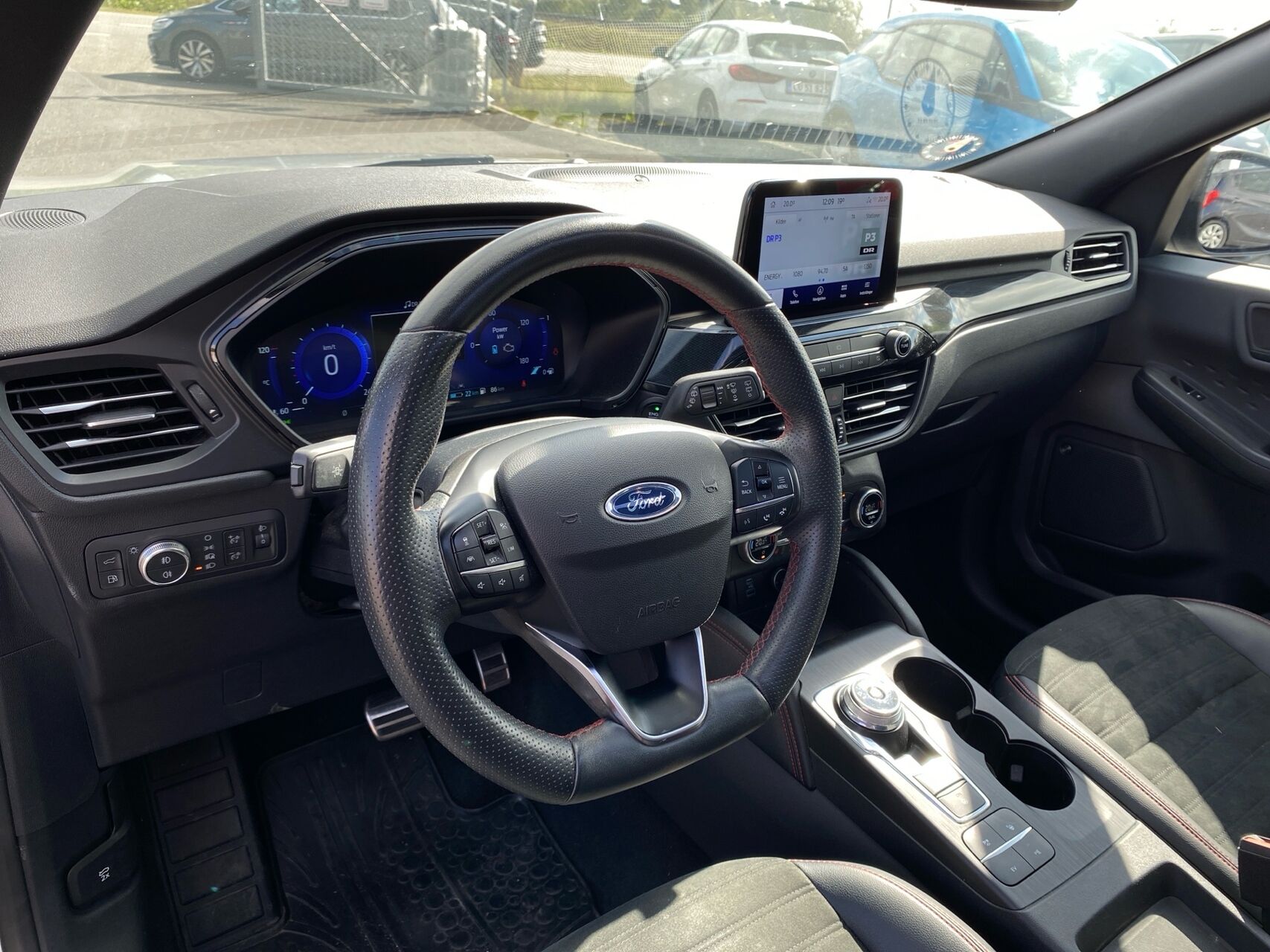 Billede af Ford Kuga 2,5 Plugin-hybrid ST-Line X CVT 225HK 5d Trinl. Gear