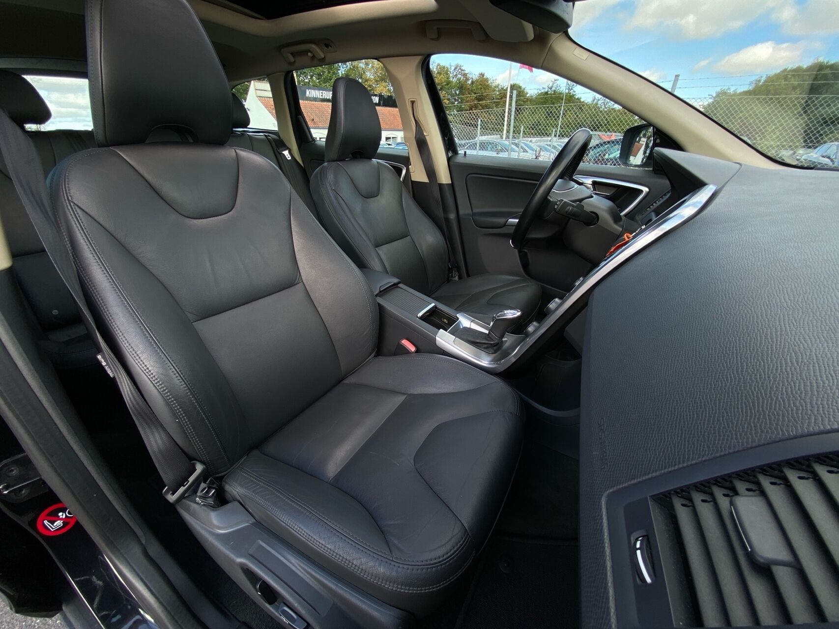 Billede af Volvo XC60 2,4 D5 Base AWD 215HK 5d 6g Aut.