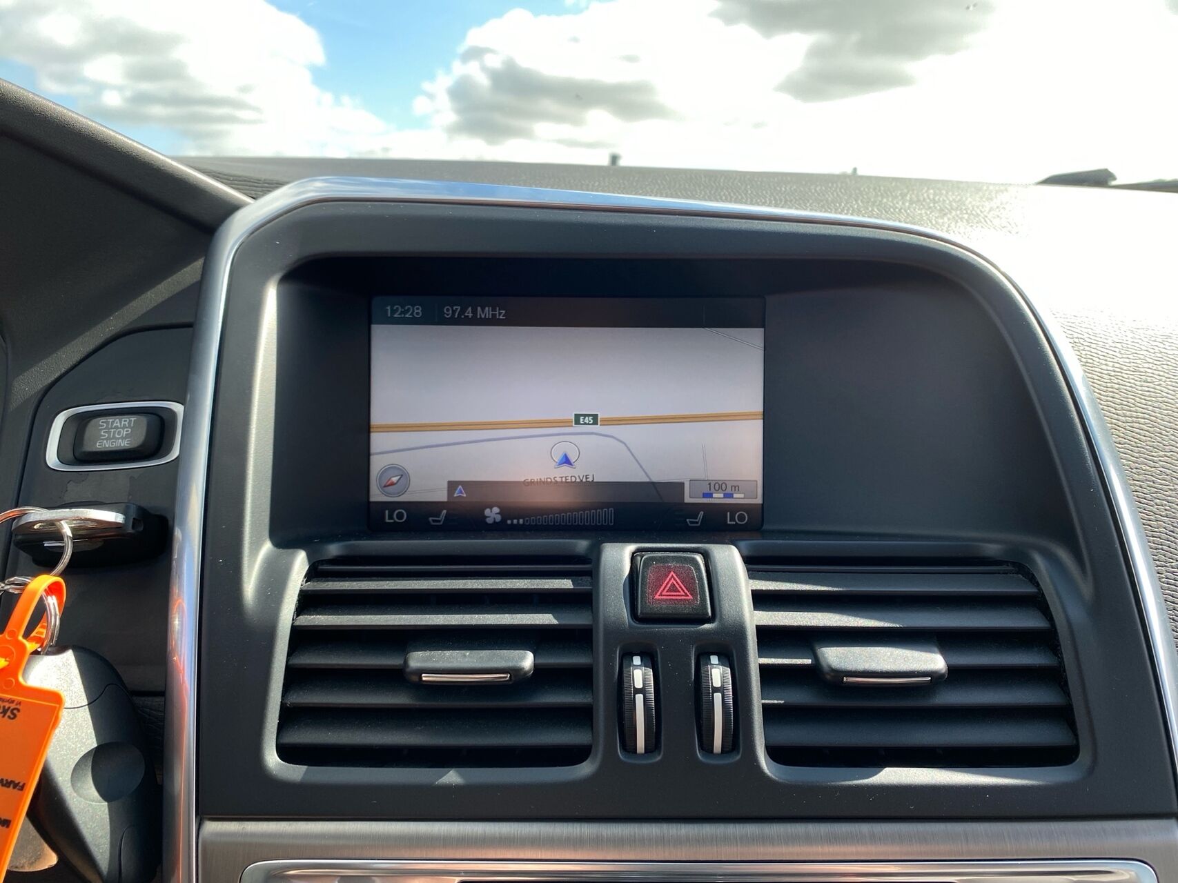 Billede af Volvo XC60 2,4 D5 Base AWD 215HK 5d 6g Aut.