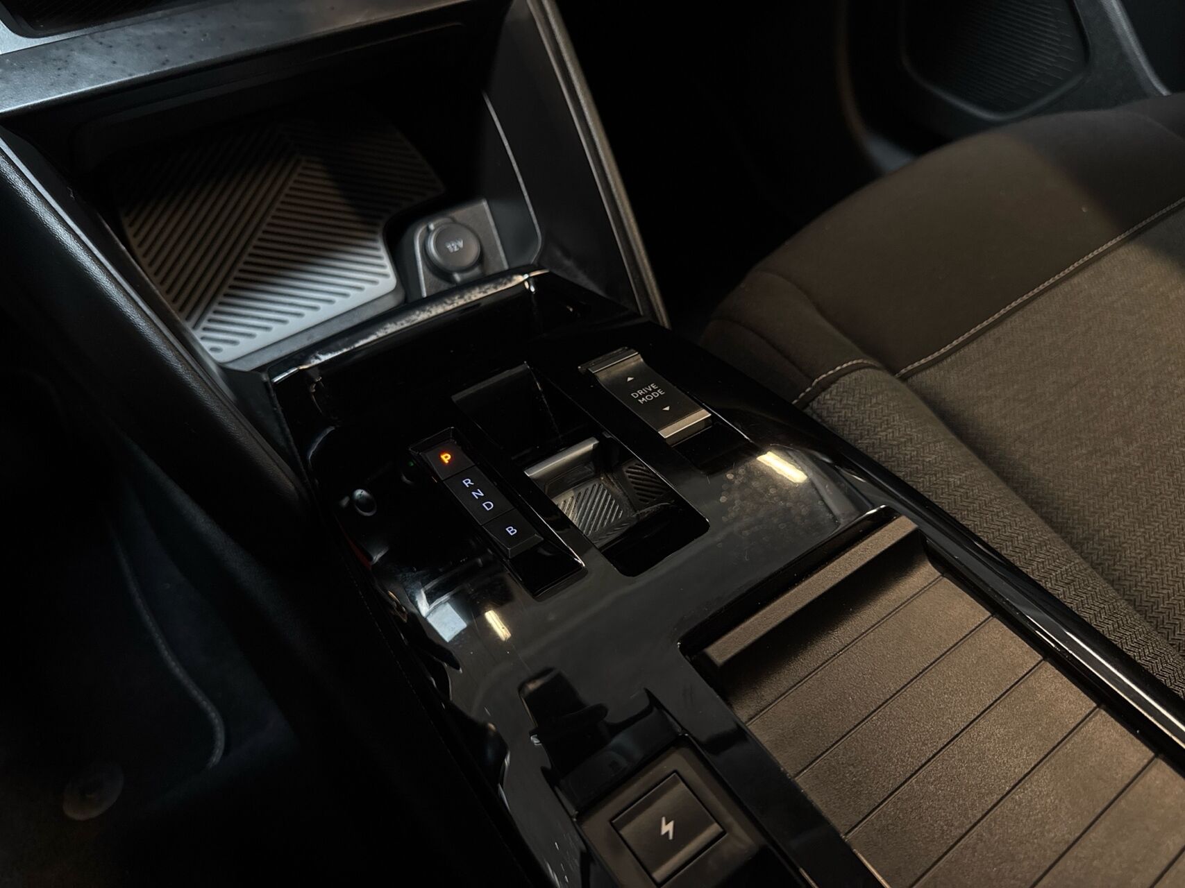 Billede af Citroën e-C4 EL Feel 136HK 5d Aut.