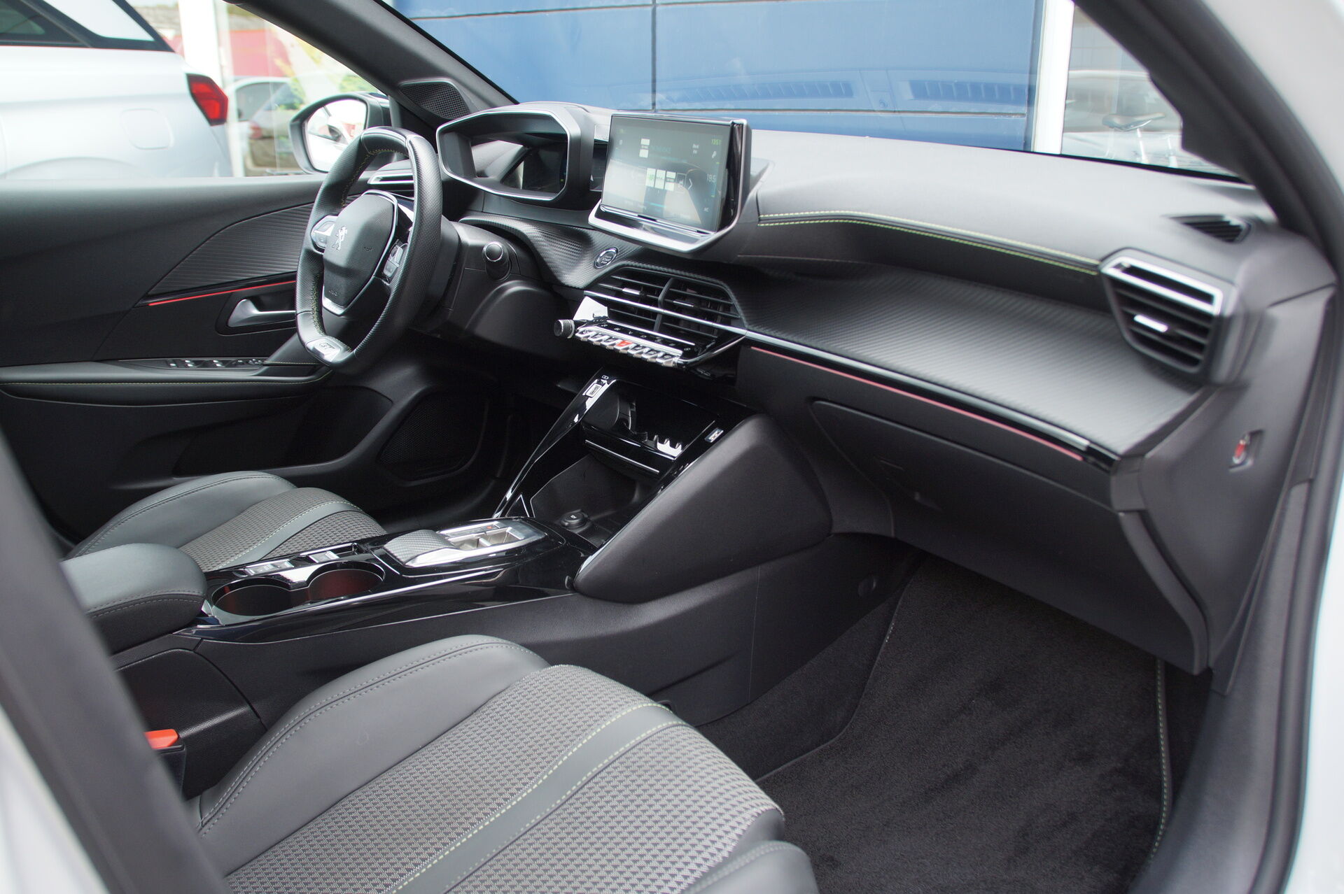 Billede af Peugeot e-208 EL GT Sky 136HK 5d Aut.
