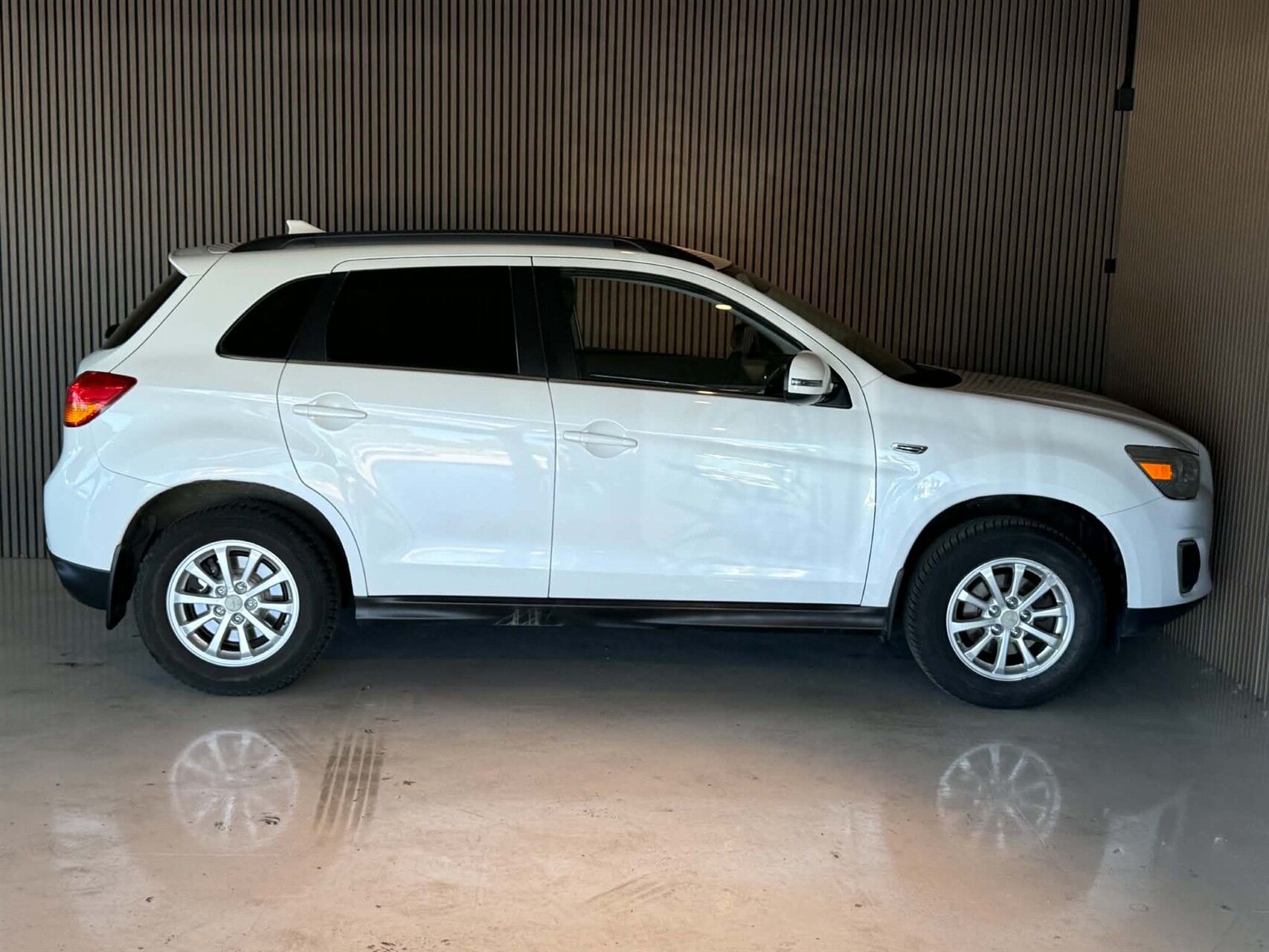 Billede af Mitsubishi ASX 1,6 Invite 117HK 5d