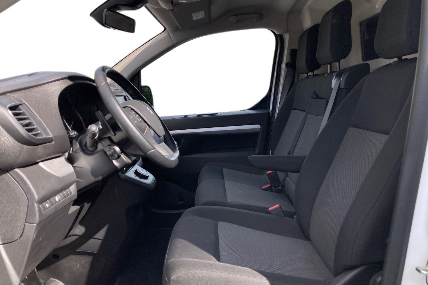 Billede af Peugeot Expert L2 2,0 BlueHDi Ultimate Pro EAT8 177HK Van 8g Aut.