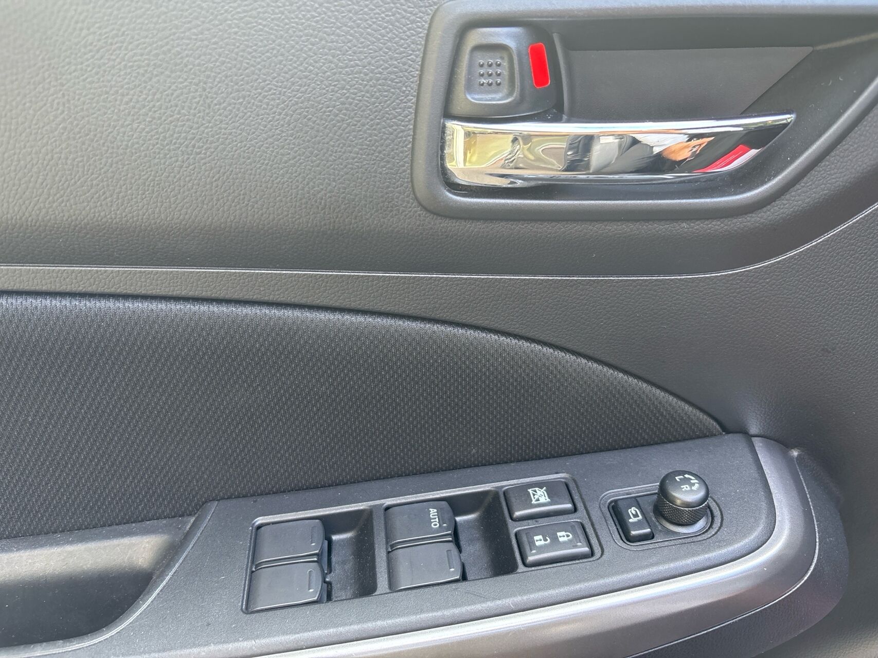 Billede af Suzuki Swift 1,2 Dualjet  Mild hybrid Exclusive AEB CVT 83HK 5d Trinl. Gear