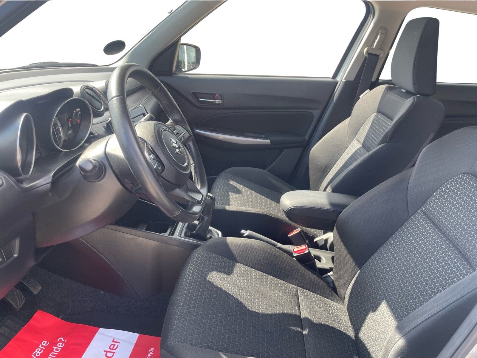 Billede af Suzuki Swift 1,2 Dualjet  Mild hybrid Exclusive KUP 83HK 5d