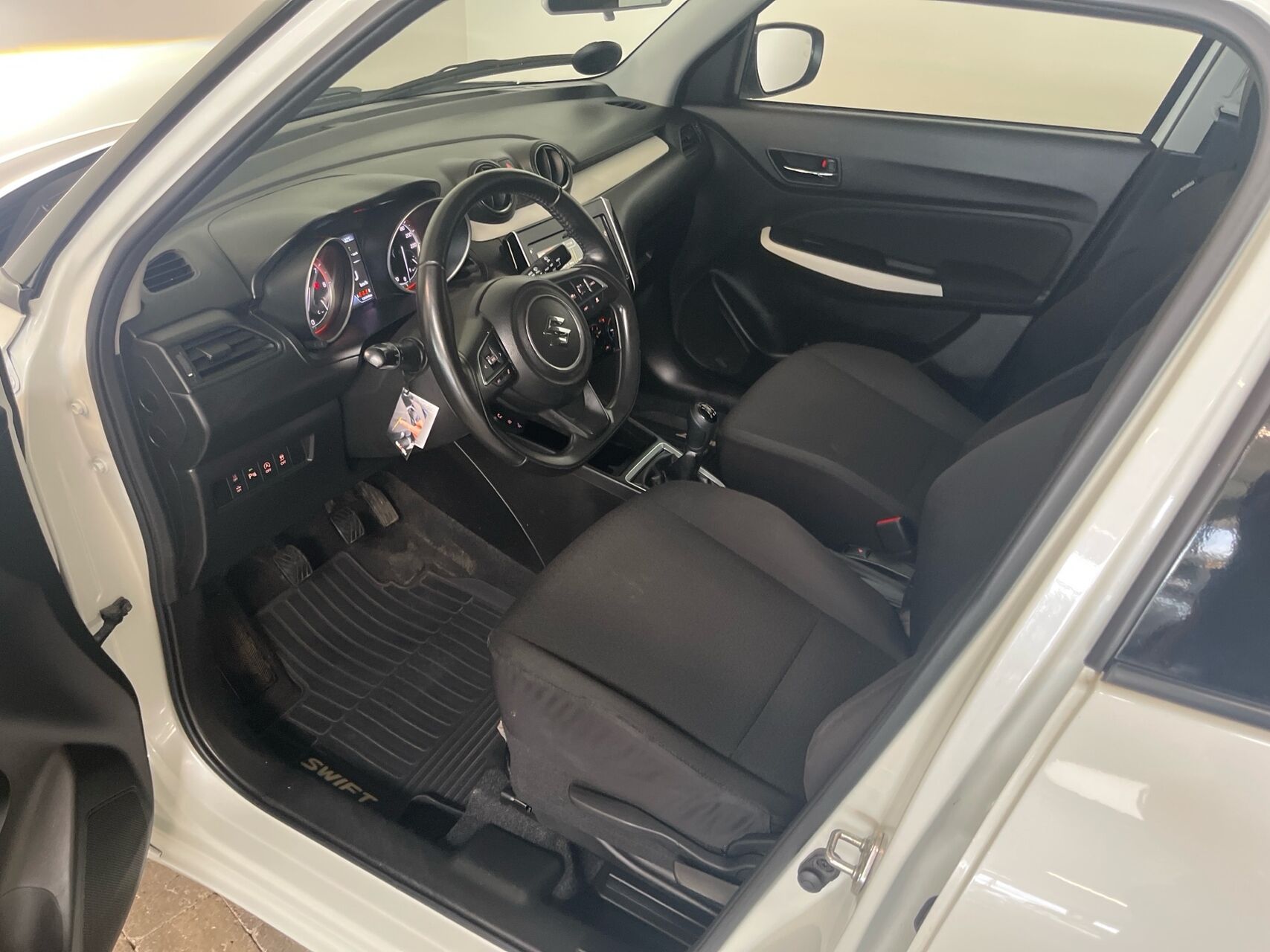 Billede af Suzuki Swift 1,2 Dualjet  Mild hybrid Action AEB 83HK 5d