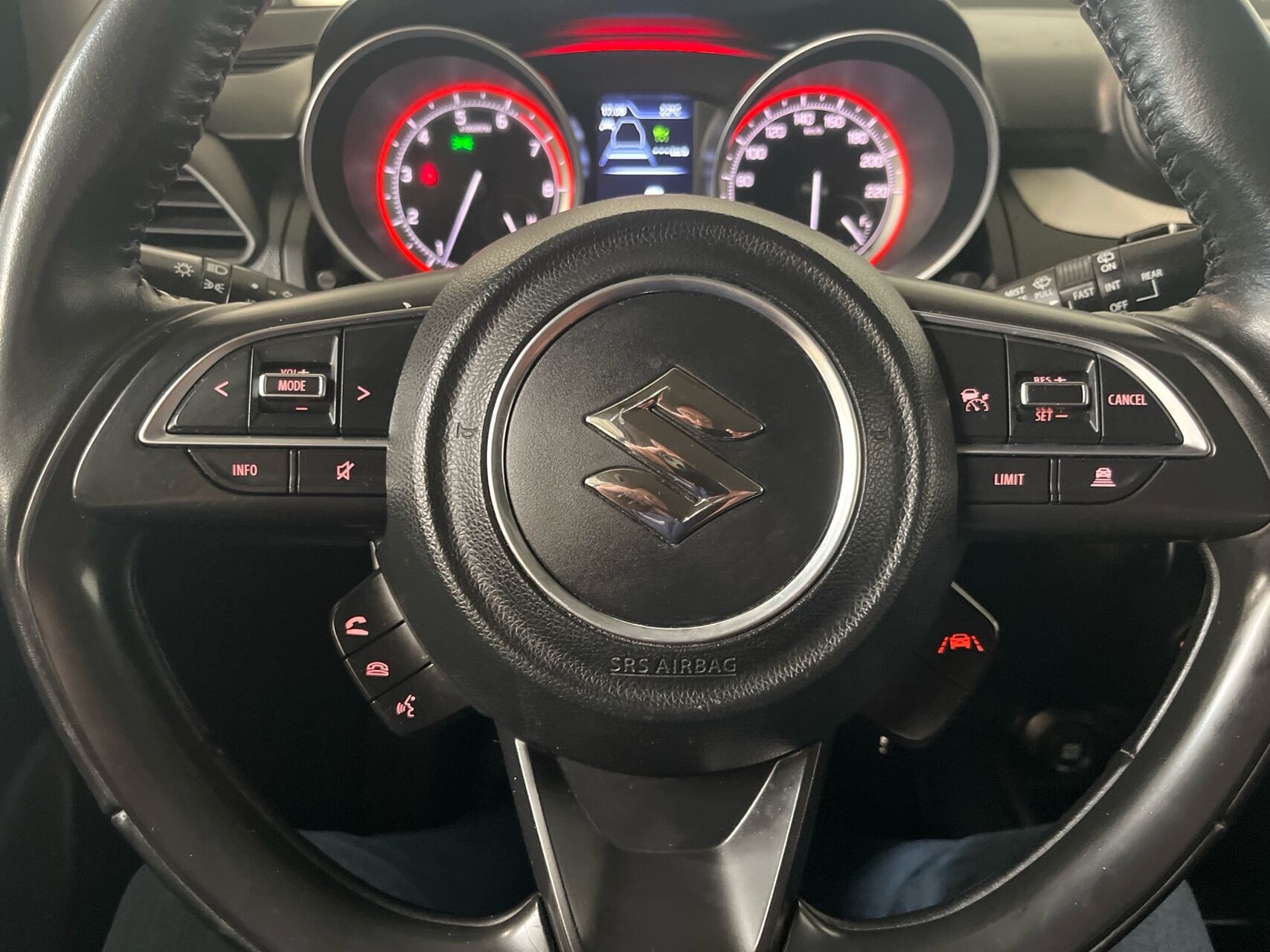 Billede af Suzuki Swift 1,2 Dualjet  Mild hybrid Action AEB 83HK 5d