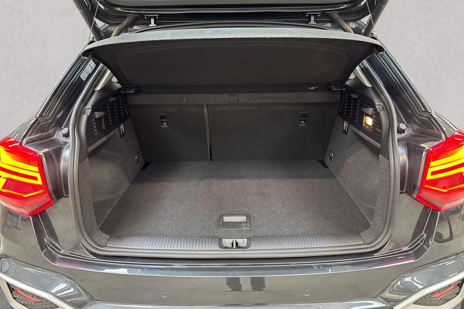 Billede af Audi Q2 1,5 35 TFSI Prestige S Tronic 150HK 5d 7g Aut.