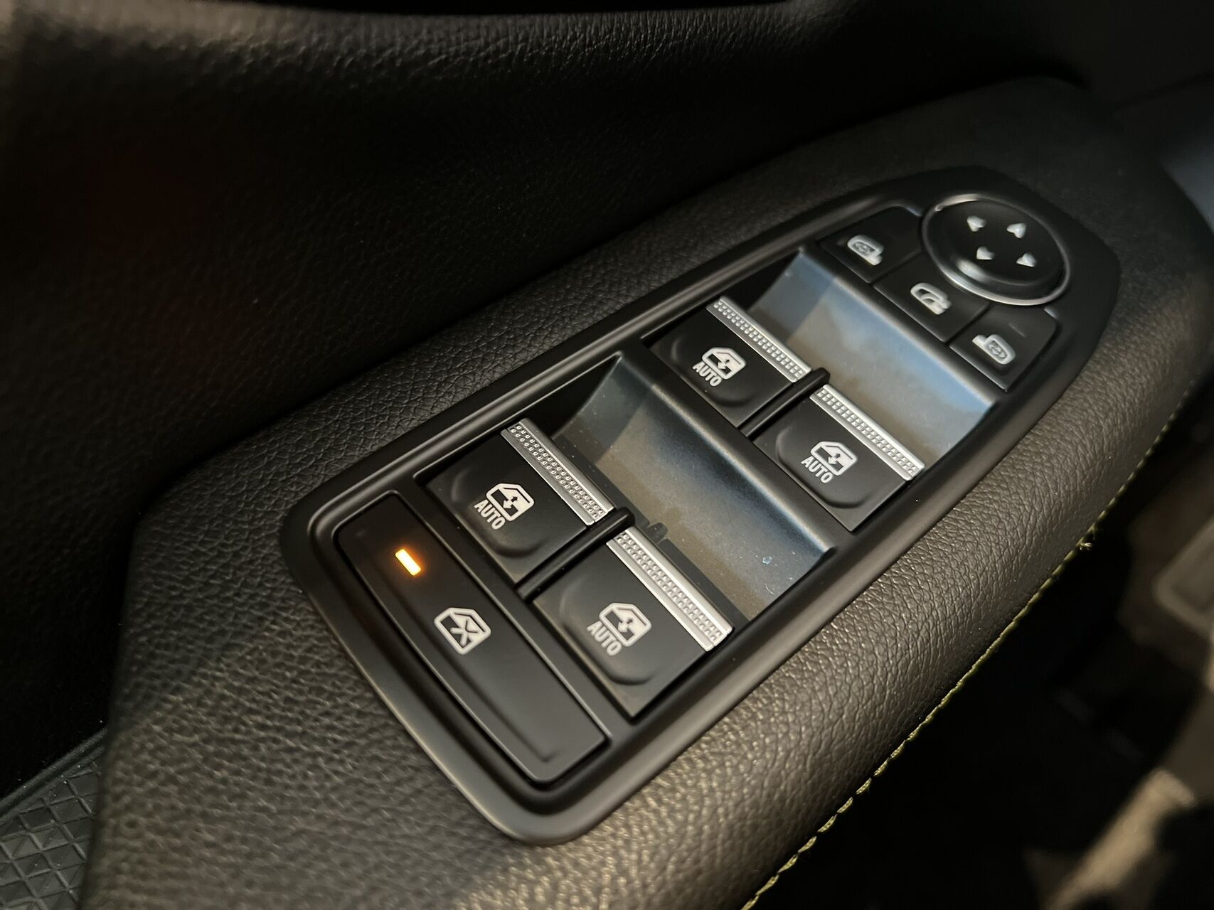 Billede af Renault Scénic E-TECH Techno 220HK Aut.