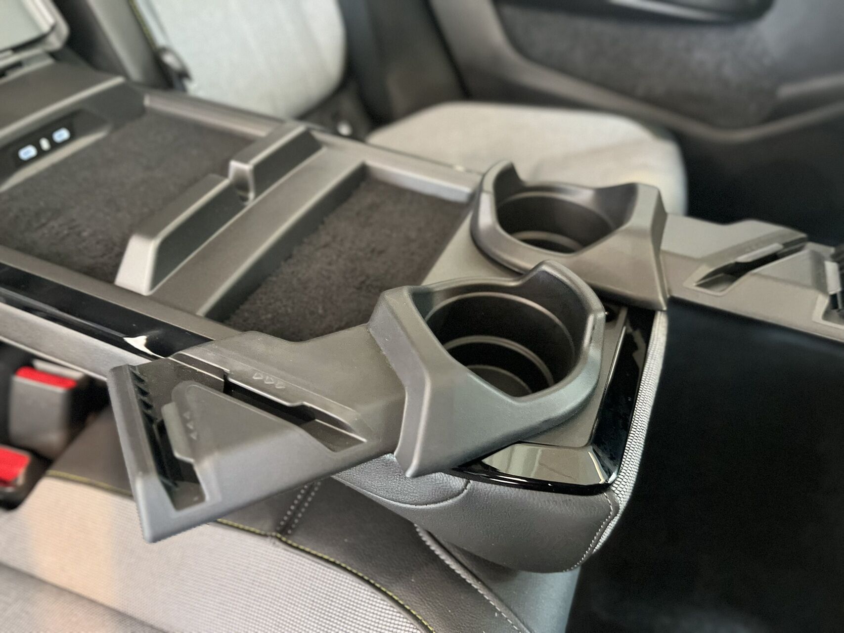 Billede af Renault Scénic E-TECH Techno 220HK Aut.