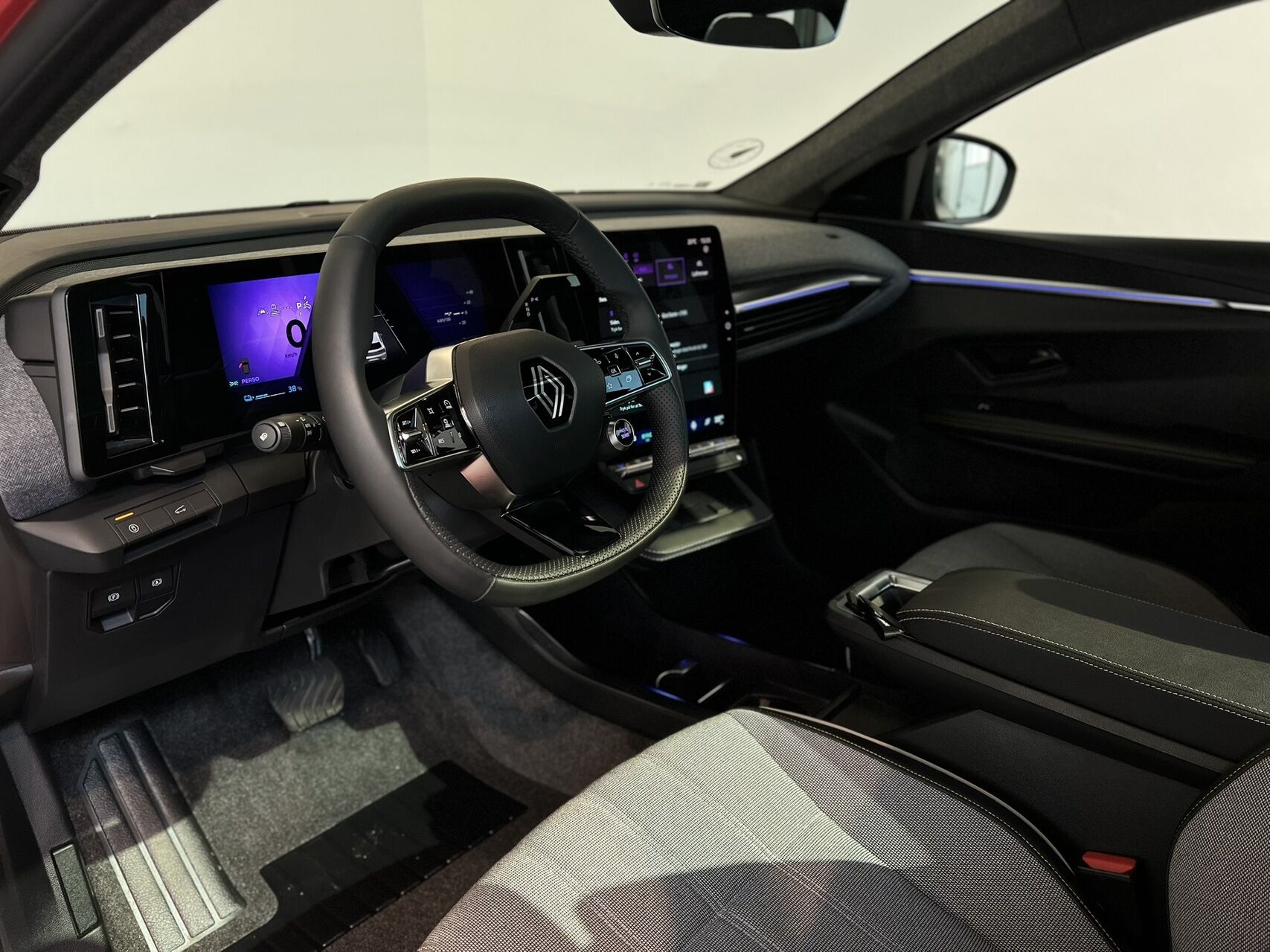 Billede af Renault Scénic E-TECH Techno 220HK Aut.