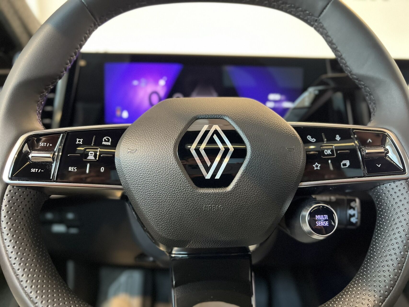 Billede af Renault Scénic E-TECH Techno 220HK Aut.