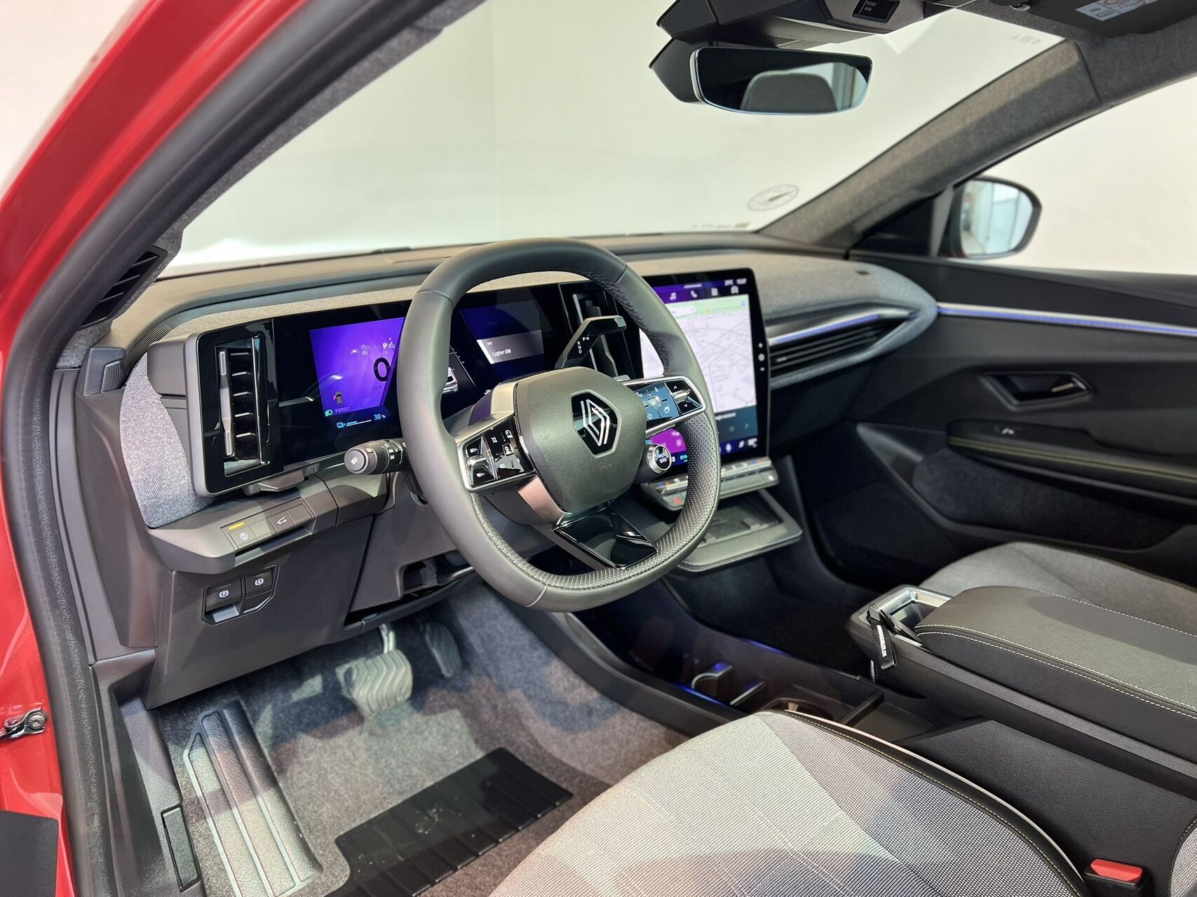 Billede af Renault Scénic E-TECH Techno 220HK Aut.