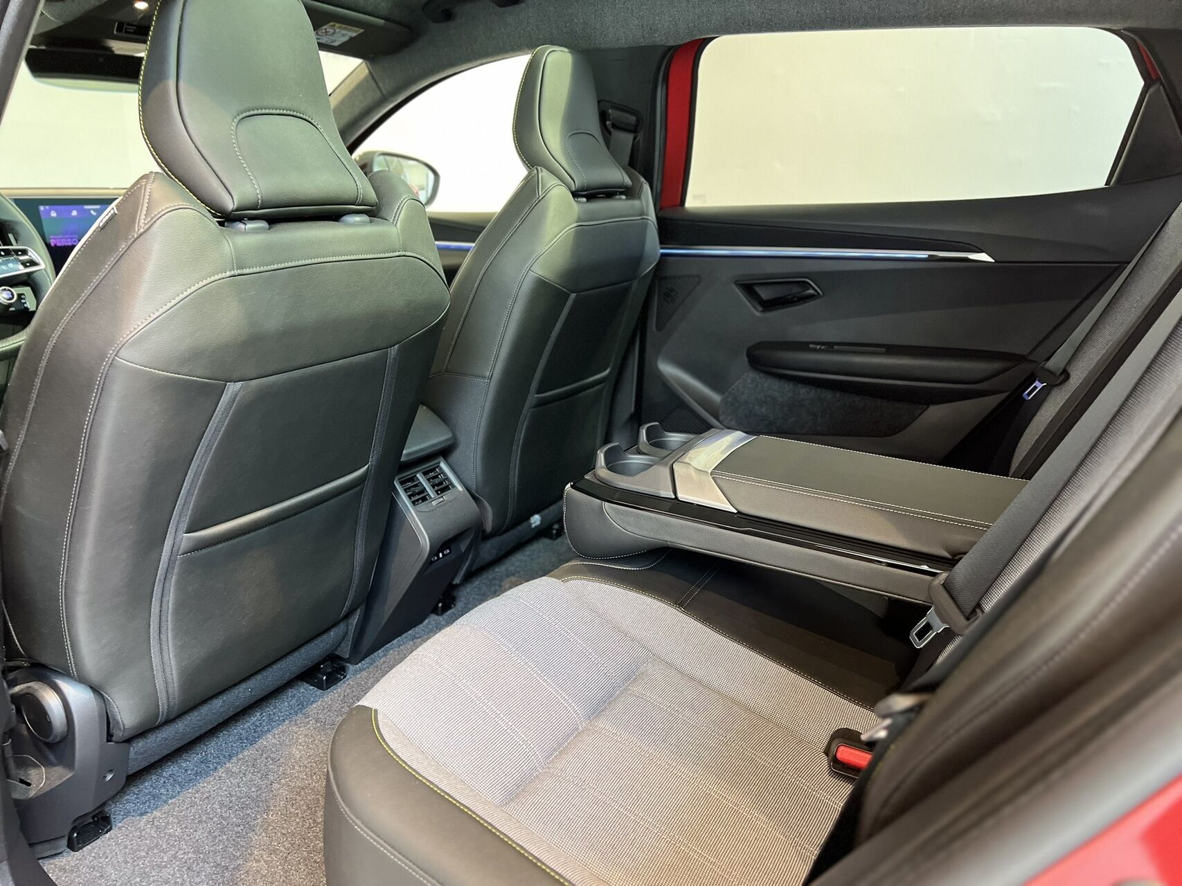 Billede af Renault Scénic E-TECH Techno 220HK Aut.