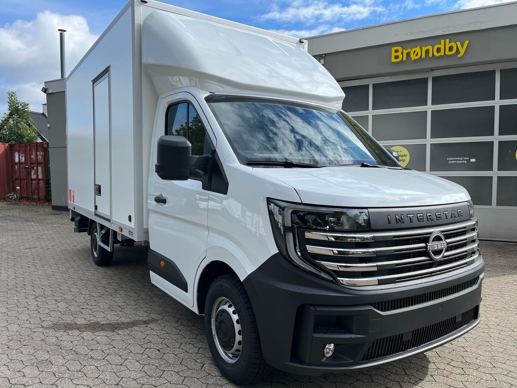 Billede af Nissan Interstar L3 2,0 DCi N-Connecta DCT 170HK Ladv./Chas. 9g Aut.