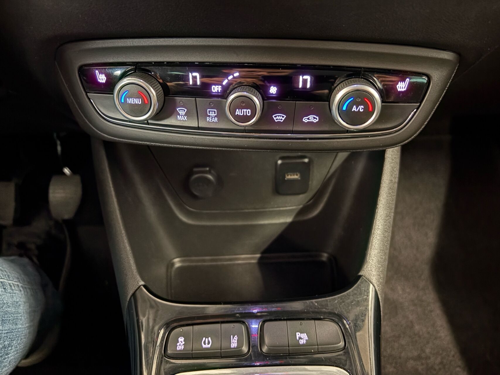 Billede af Opel Crossland X 1,2 Innovation 81HK 5d