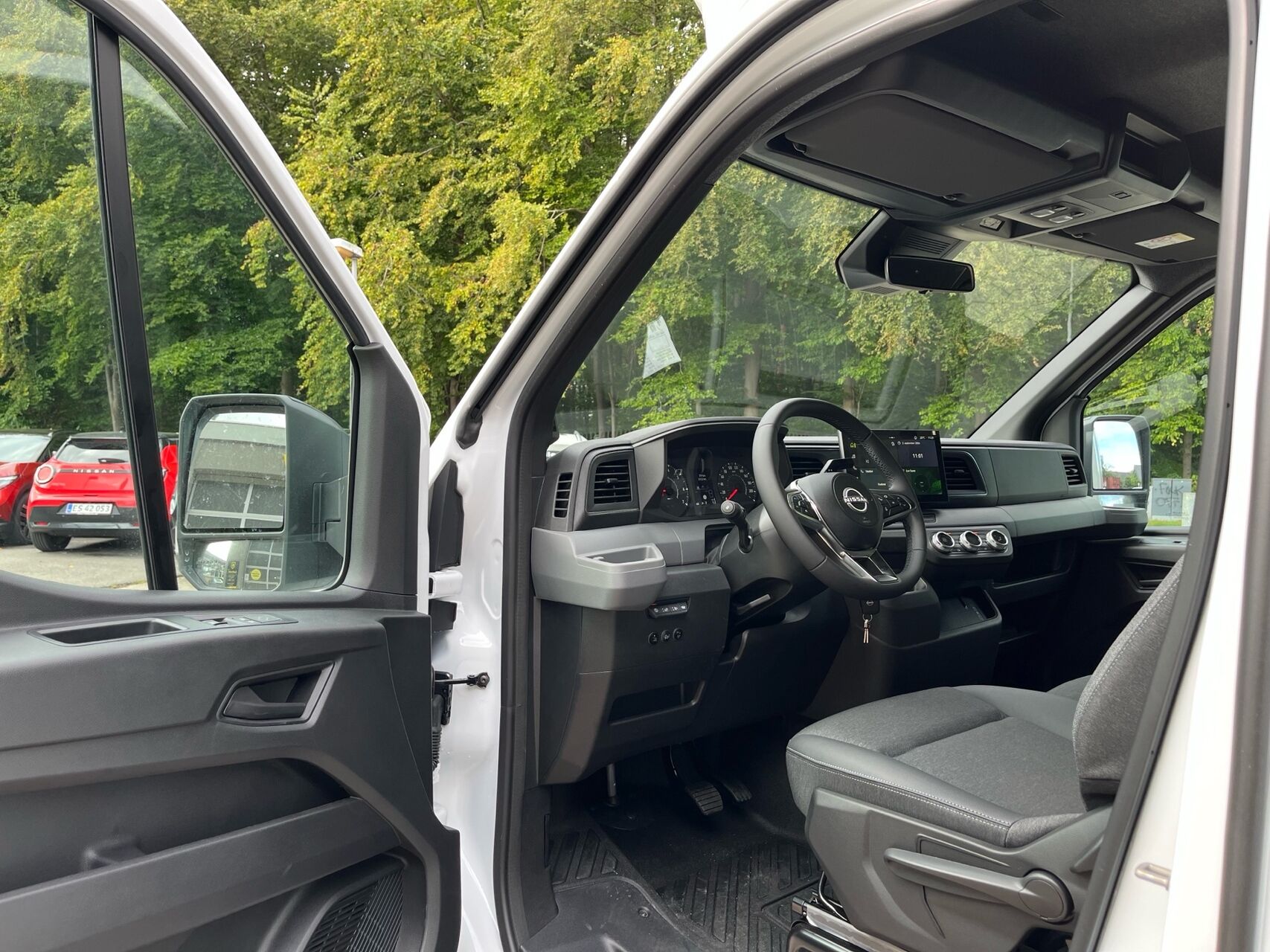 Billede af Nissan Interstar L3 2,0 DCi N-Connecta DCT 170HK Ladv./Chas. 9g Aut.