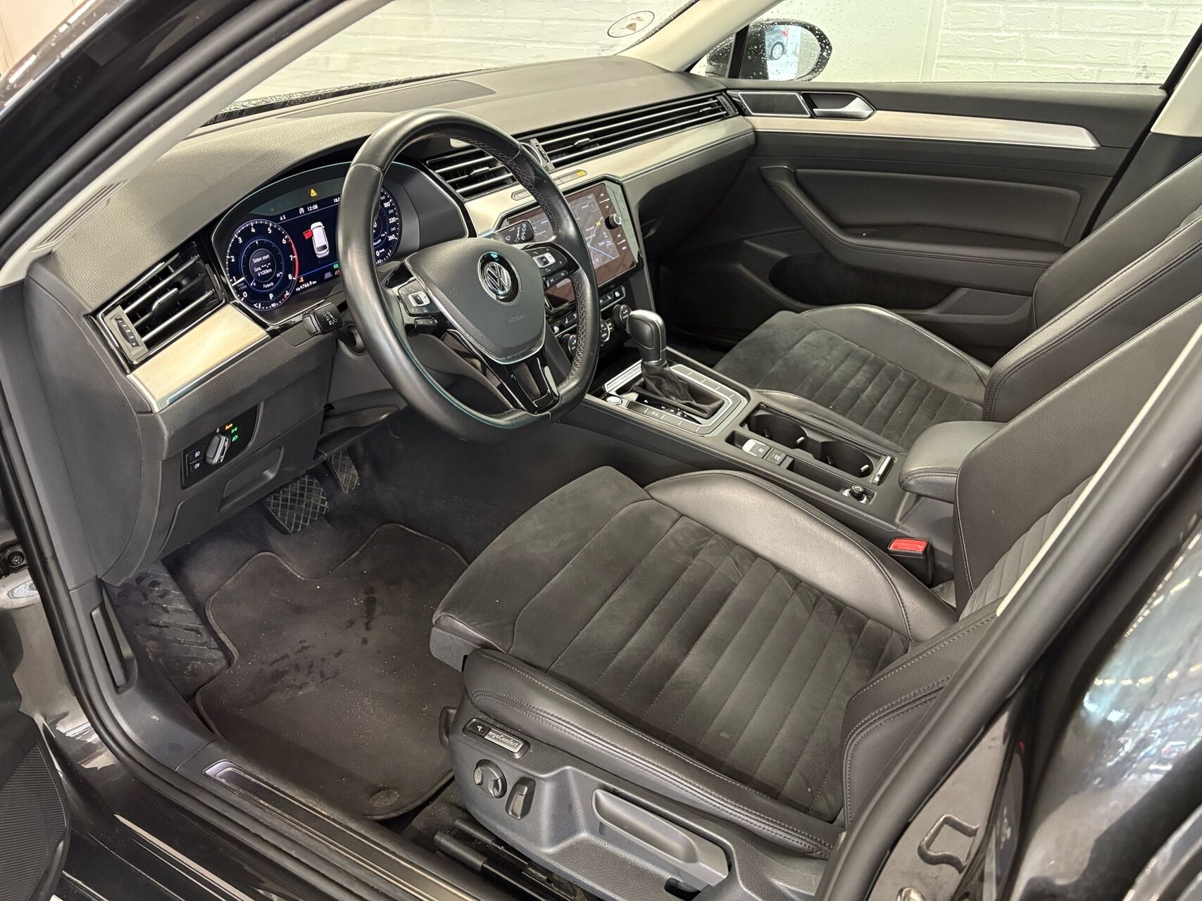 Billede af VW Passat Variant 1,4 TSI BMT ACT Highline Premium DSG 150HK Stc 7g Aut.