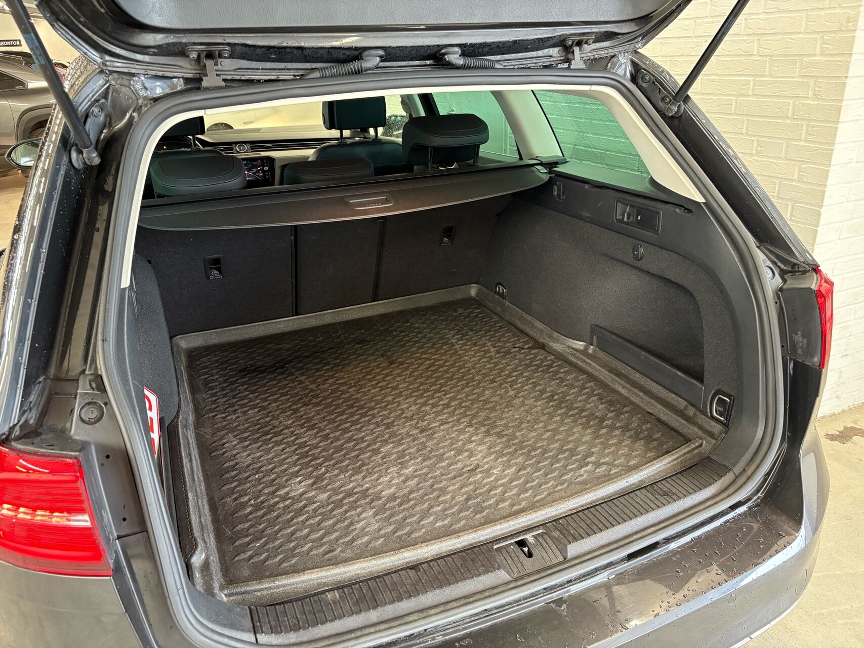 Billede af VW Passat Variant 1,4 TSI BMT ACT Highline Premium DSG 150HK Stc 7g Aut.