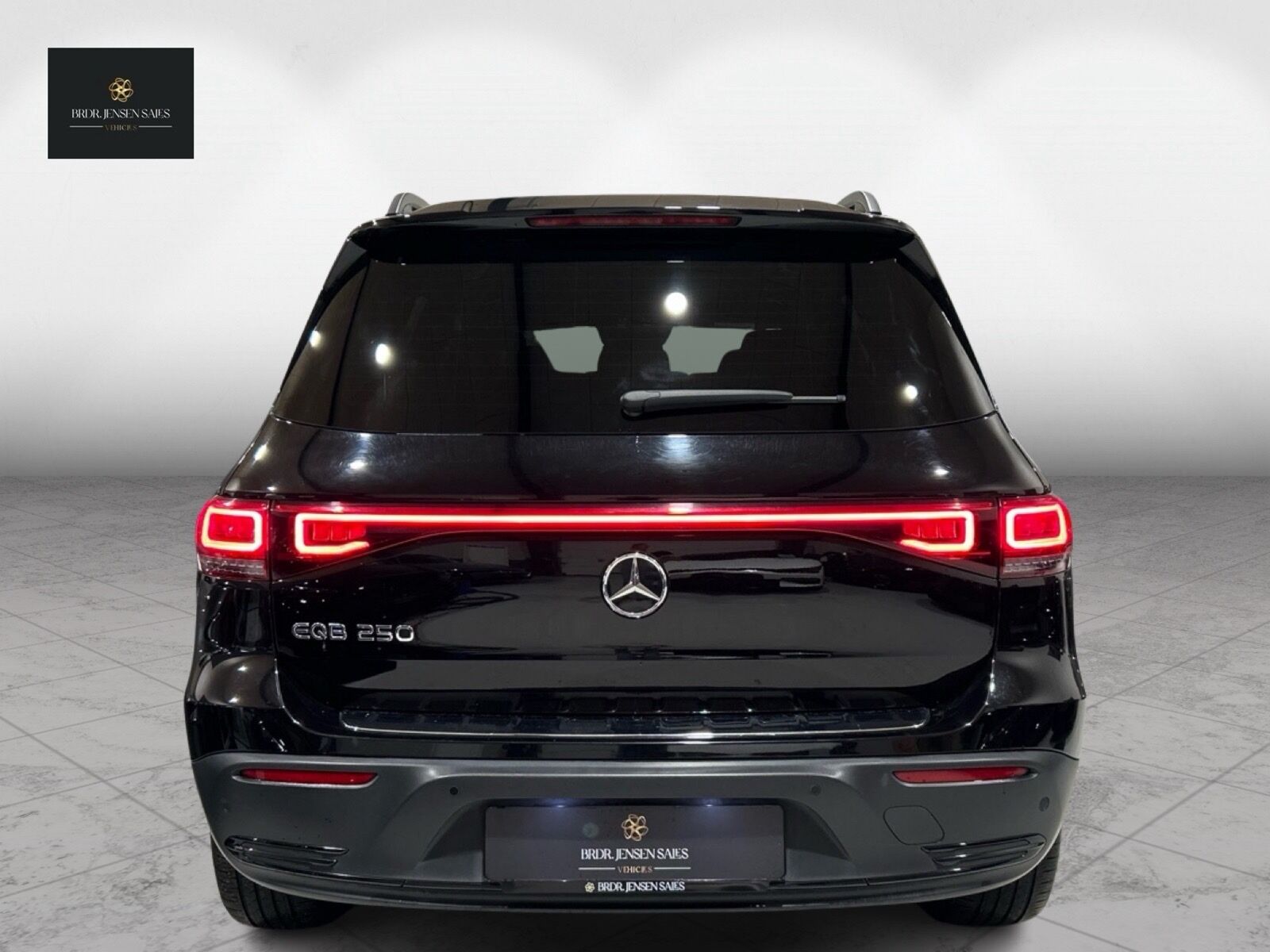 Billede af Mercedes-Benz EQB 250 EL Progressive 7 pers. 190HK 5d Aut.