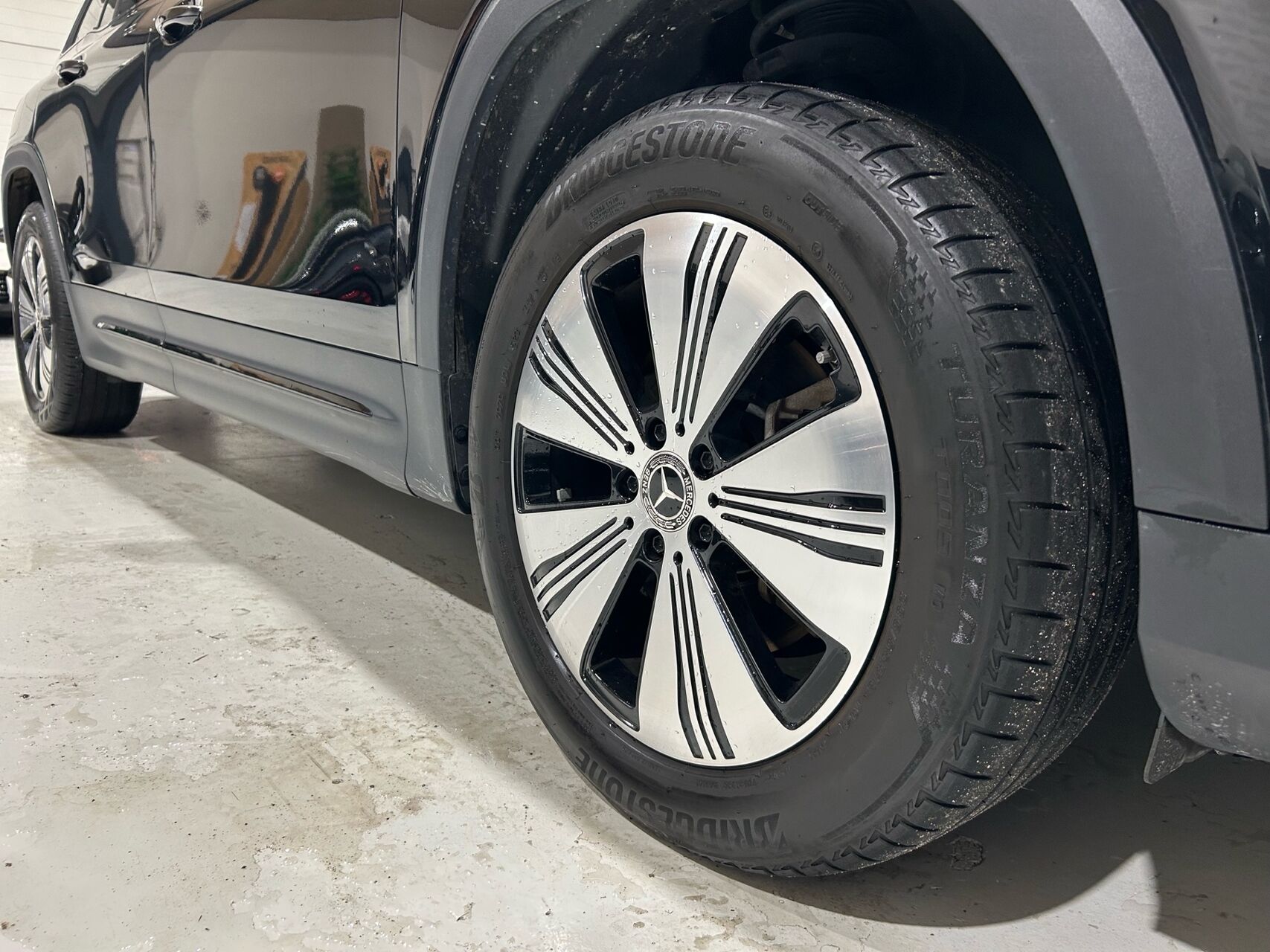 Billede af Mercedes-Benz EQB 250 EL Progressive 7 pers. 190HK 5d Aut.