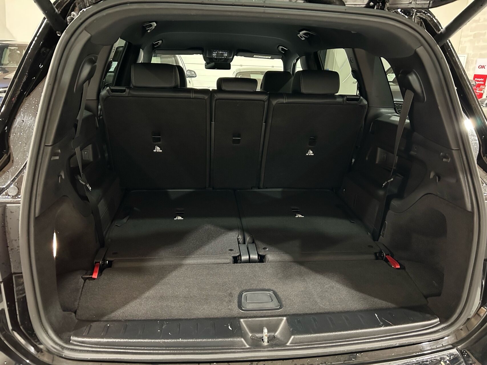 Billede af Mercedes-Benz EQB 250 EL Progressive 7 pers. 190HK 5d Aut.