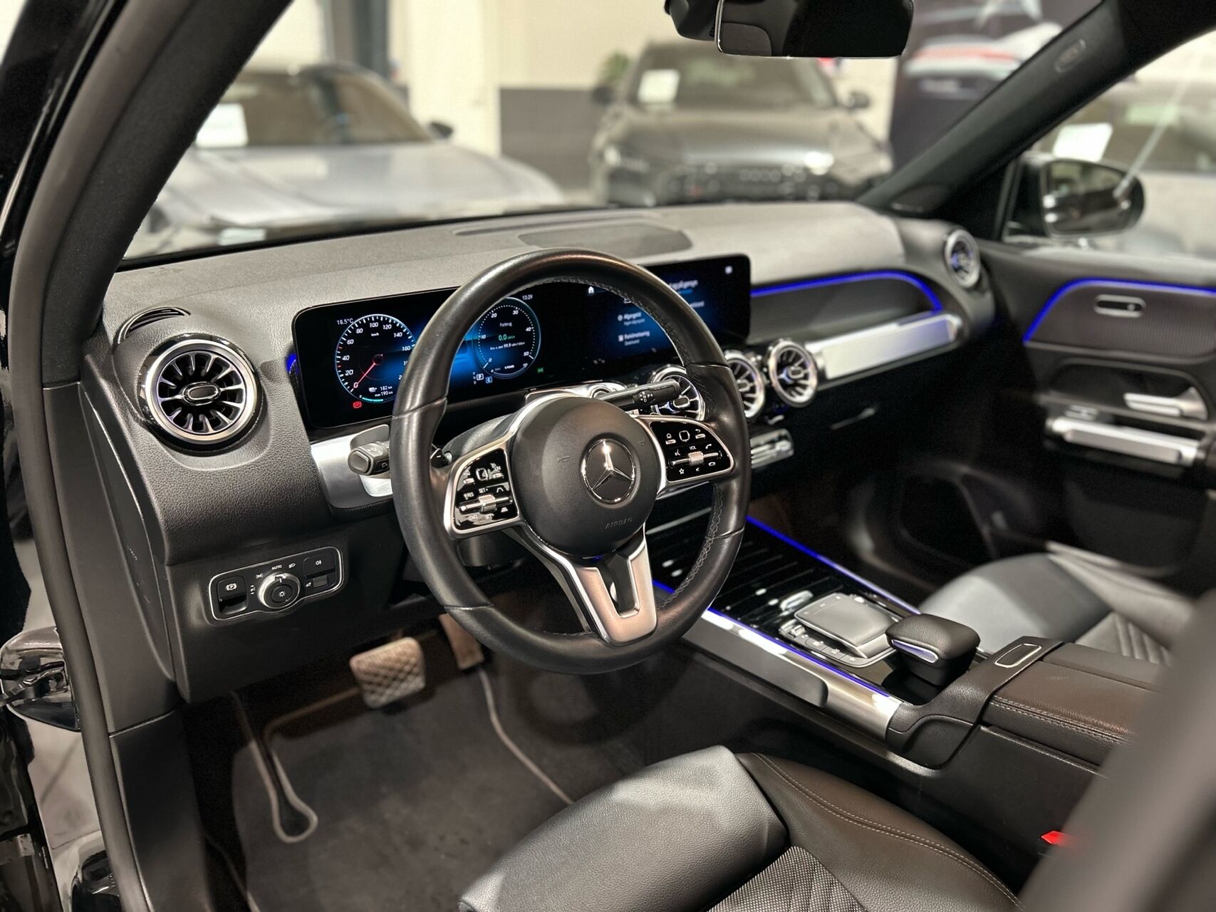 Billede af Mercedes-Benz EQB 250 EL Progressive 7 pers. 190HK 5d Aut.