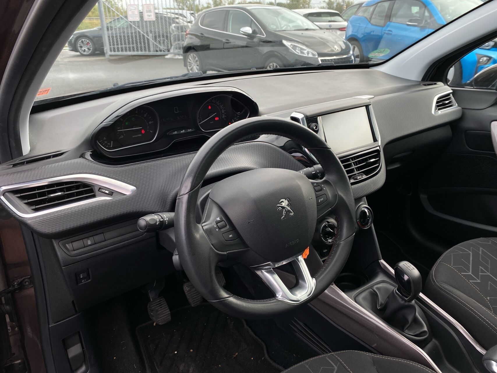 Billede af Peugeot 2008 1,2 VTi Active Sky 82HK