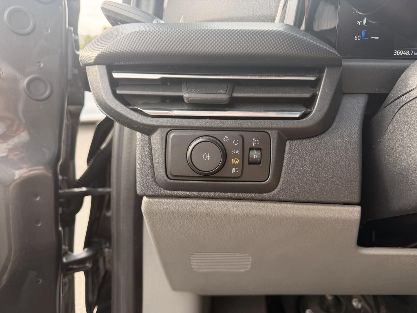 Billede af Ford Transit Custom 300 L2H1 2,0 EcoBlue Limited 170HK Van 8g Aut.
