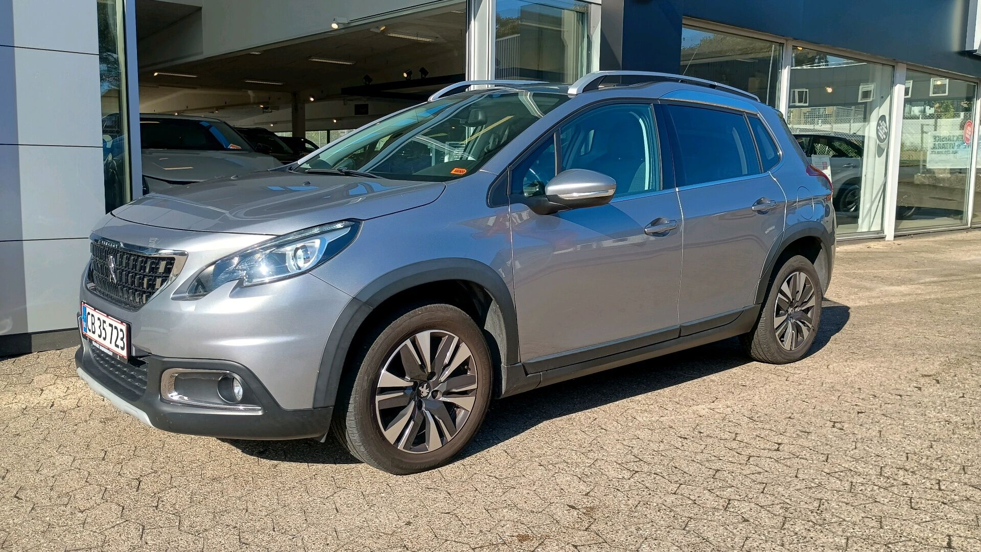 Billede af Peugeot 2008 1,6 BlueHDi Selection Sky 100HK 5d