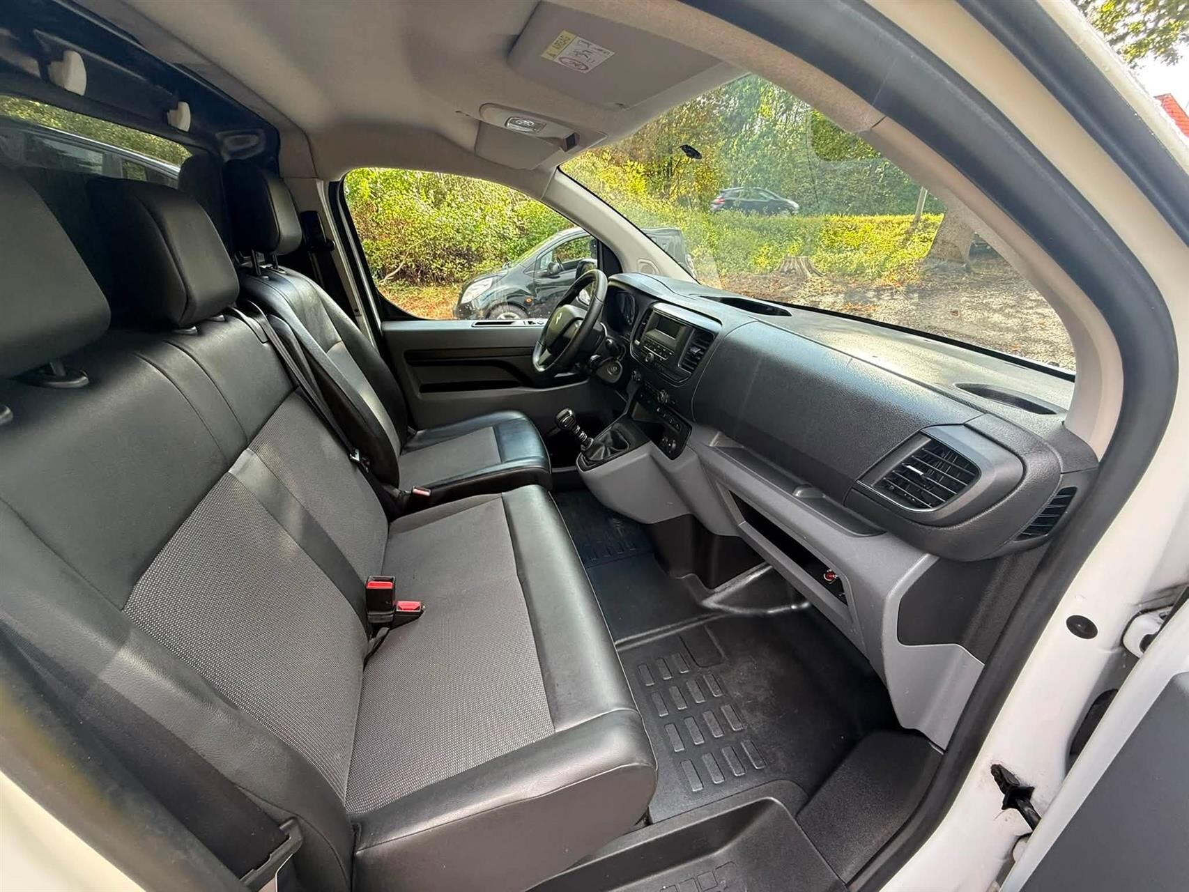 Billede af Citroën Jumpy L2N1 1,6 Blue HDi 115HK Van