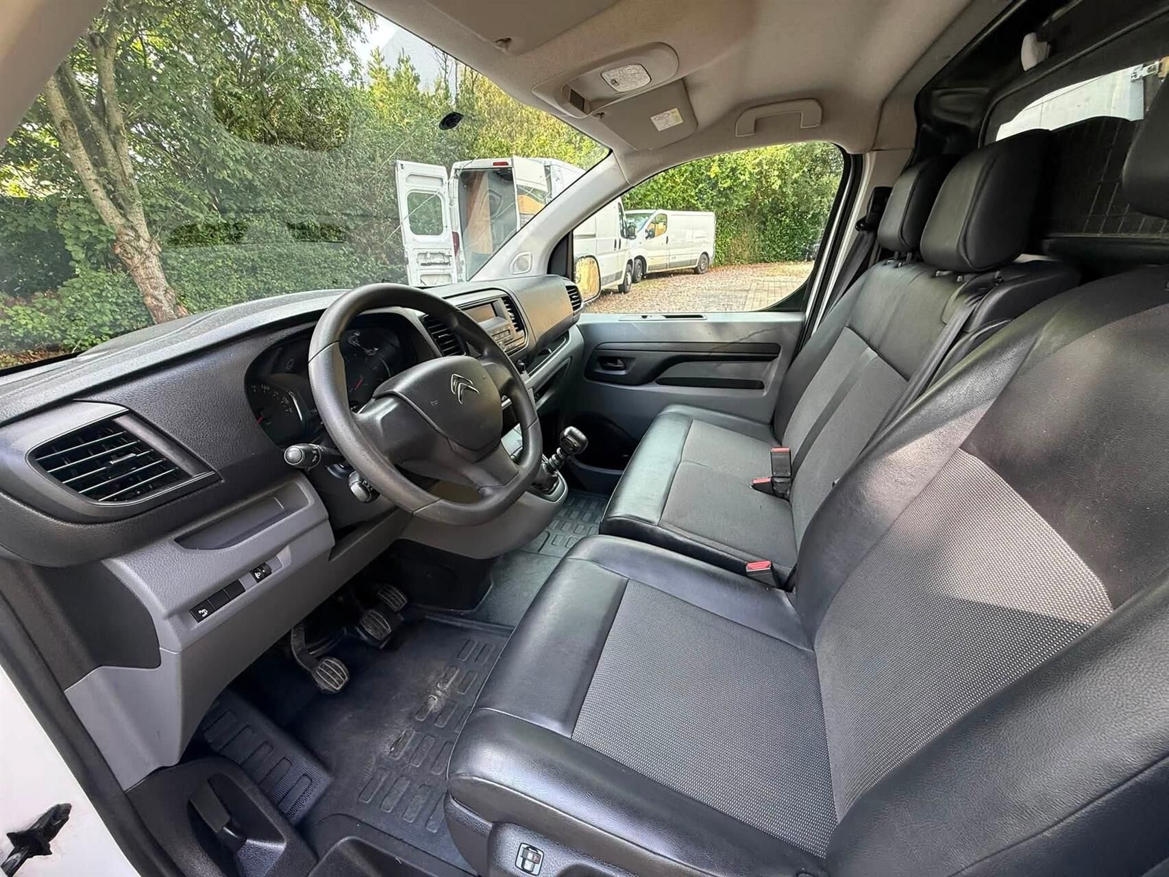Billede af Citroën Jumpy L2N1 1,6 Blue HDi 115HK Van
