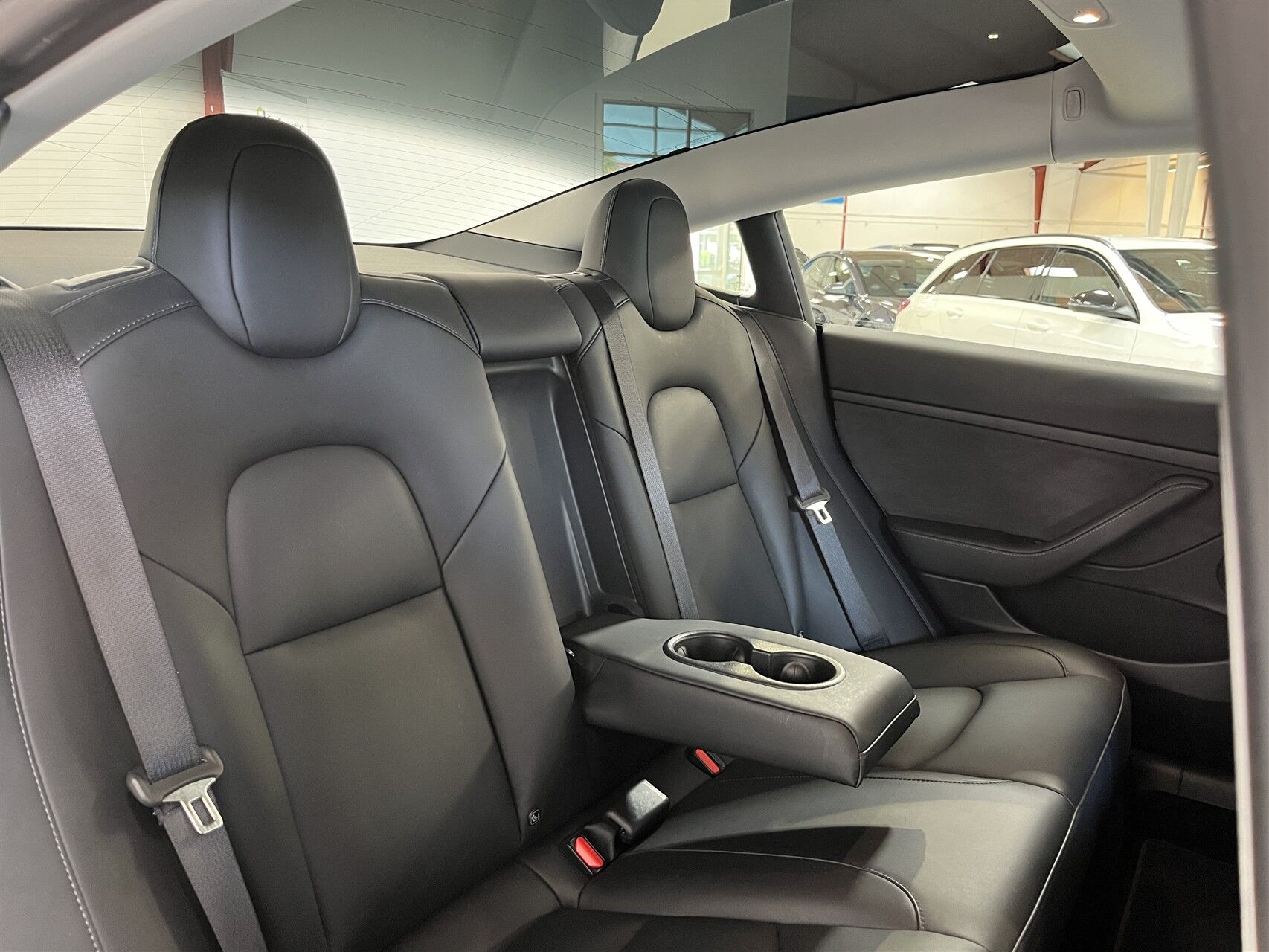Billede af Tesla Model 3 EL Standard Range Plus 325HK Aut.