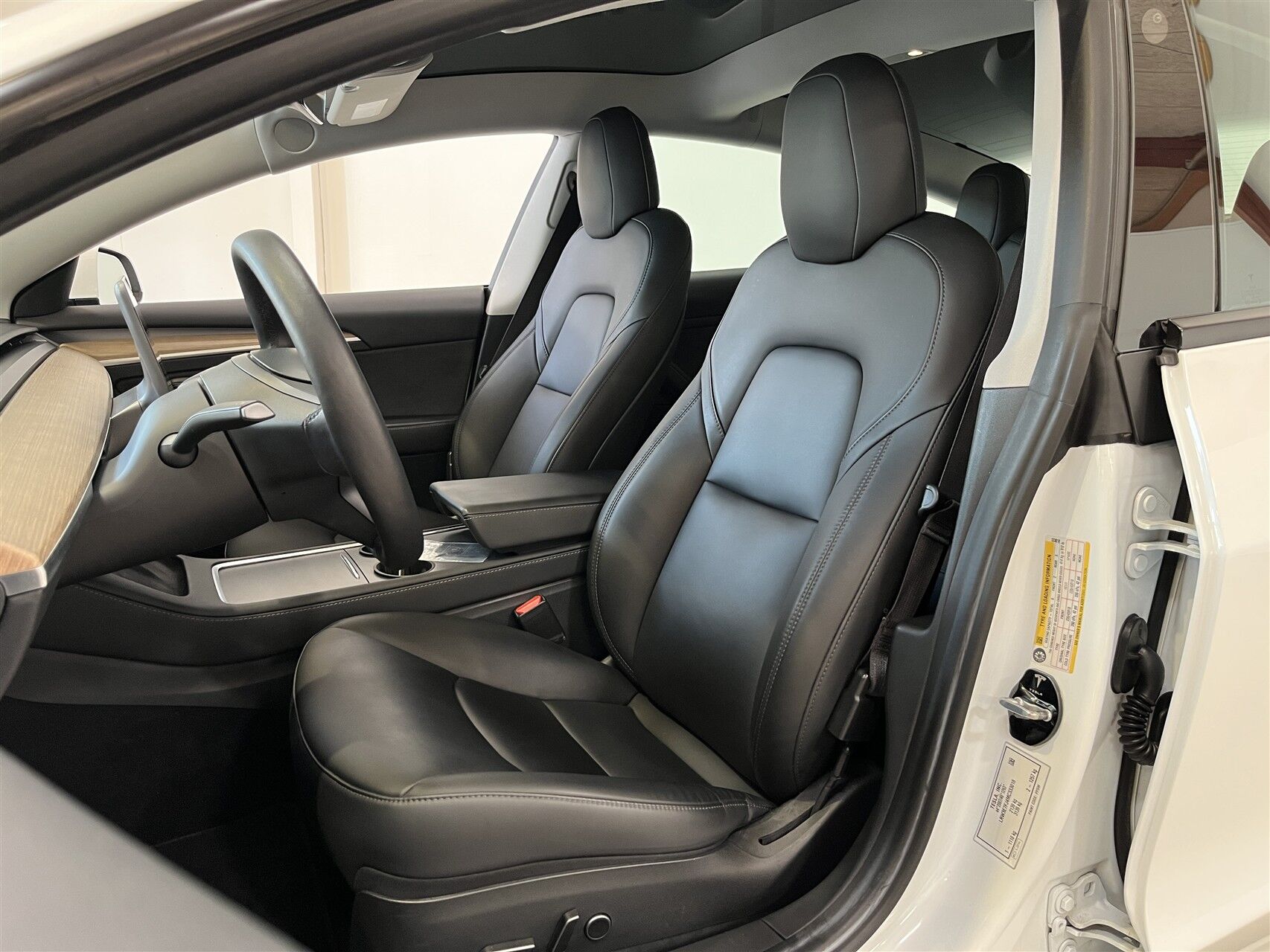 Billede af Tesla Model 3 EL Standard Range Plus 325HK Aut.