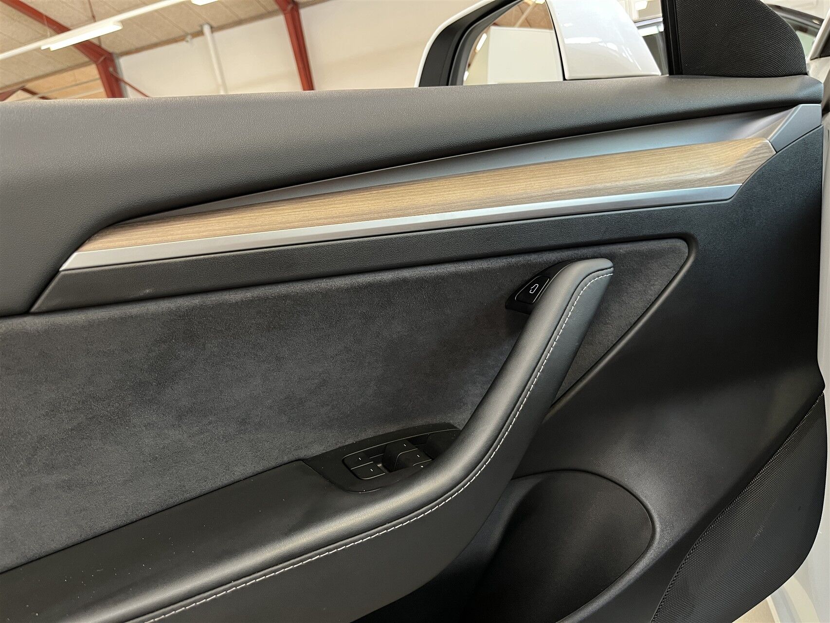 Billede af Tesla Model 3 EL Standard Range Plus 325HK Aut.
