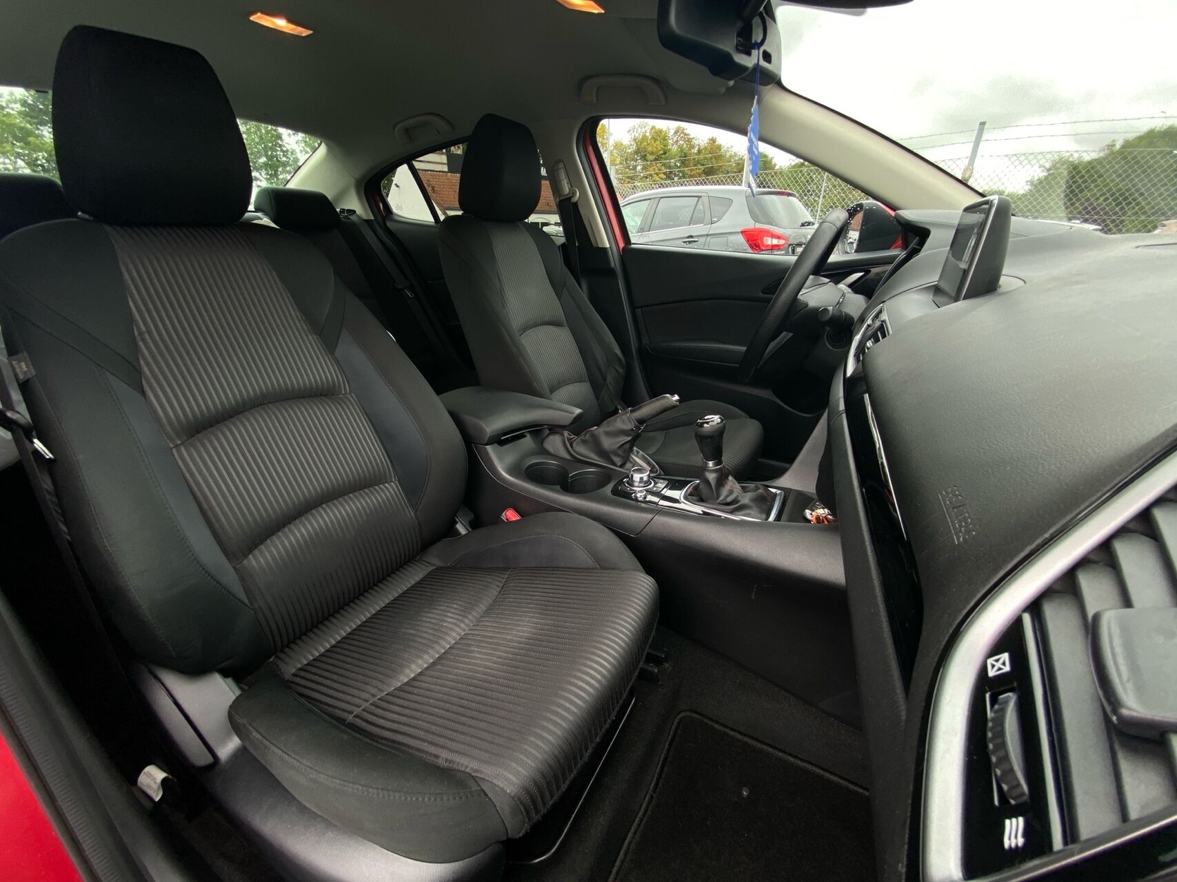 Billede af Mazda 3 2,0 Skyactiv-G Vision 120HK 6g