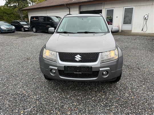 Suzuki Grand Vitara 1,9 DDIS GLS 4x4 129HK Van