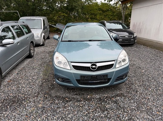 Opel Vectra 2,2 Direct Limited 155HK Aut.