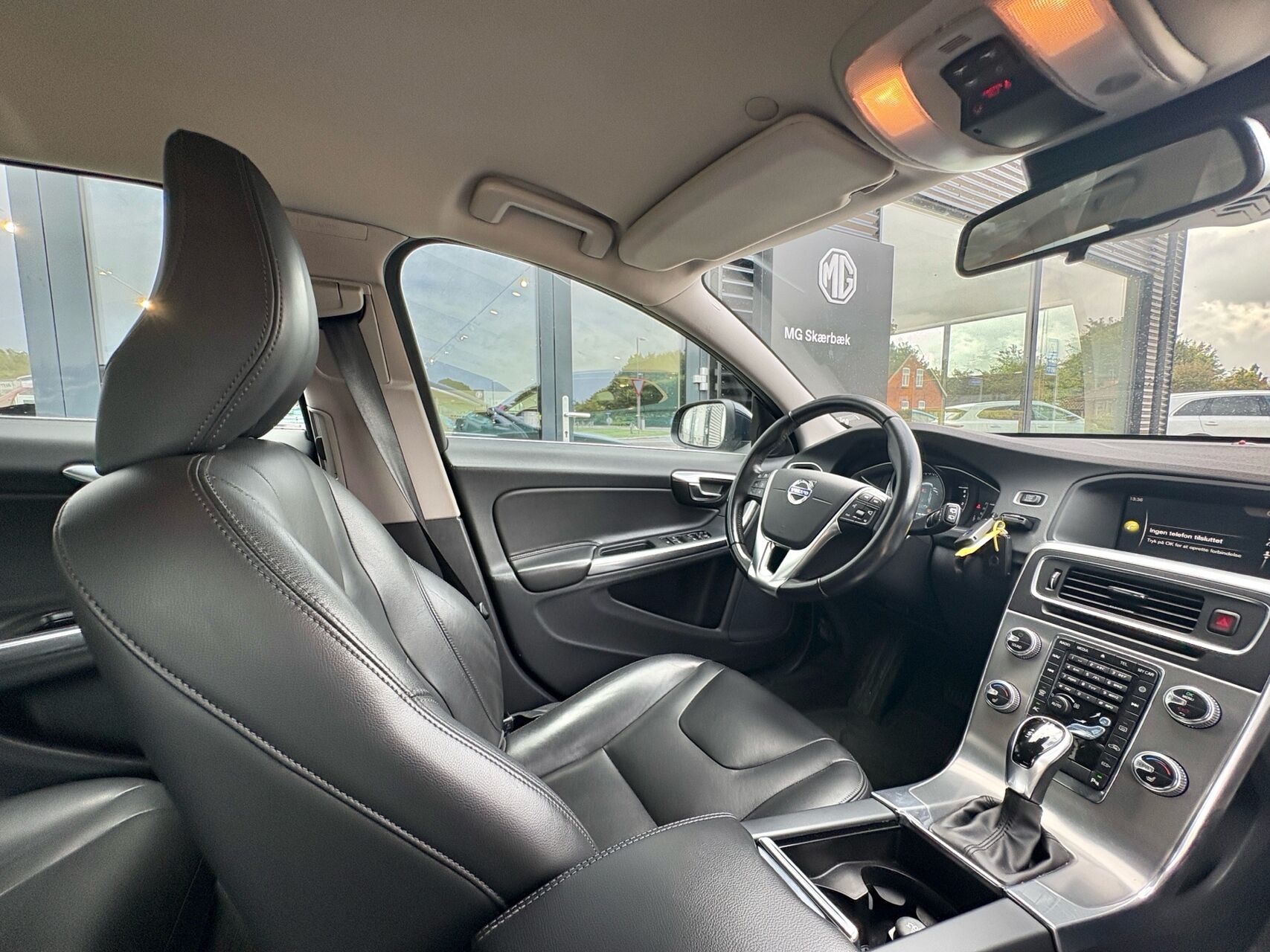 Billede af Volvo V60 2,0 T4 Momentum 190HK Stc 6g Aut.