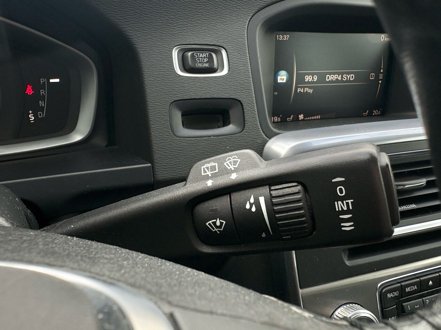 Billede af Volvo V60 2,0 T4 Momentum 190HK Stc 6g Aut.