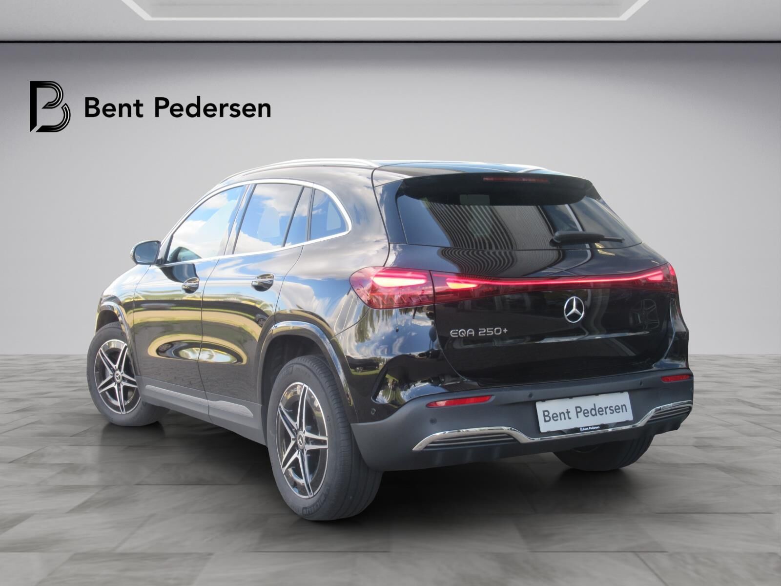 Billede af Mercedes-Benz EQA 250+ EL AMG Edition 190HK 5d Aut.