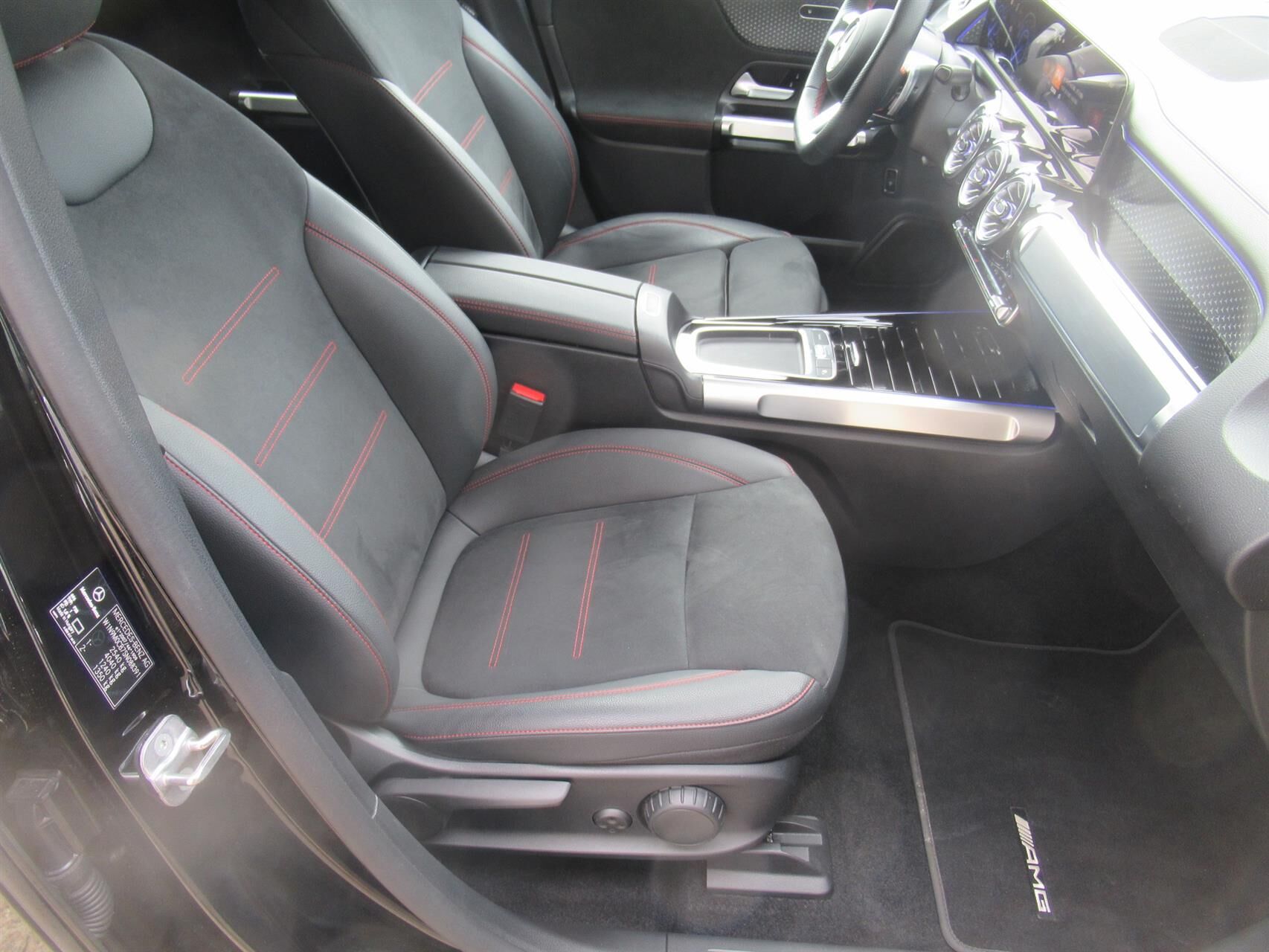 Billede af Mercedes-Benz EQA 250+ EL AMG Edition 190HK 5d Aut.