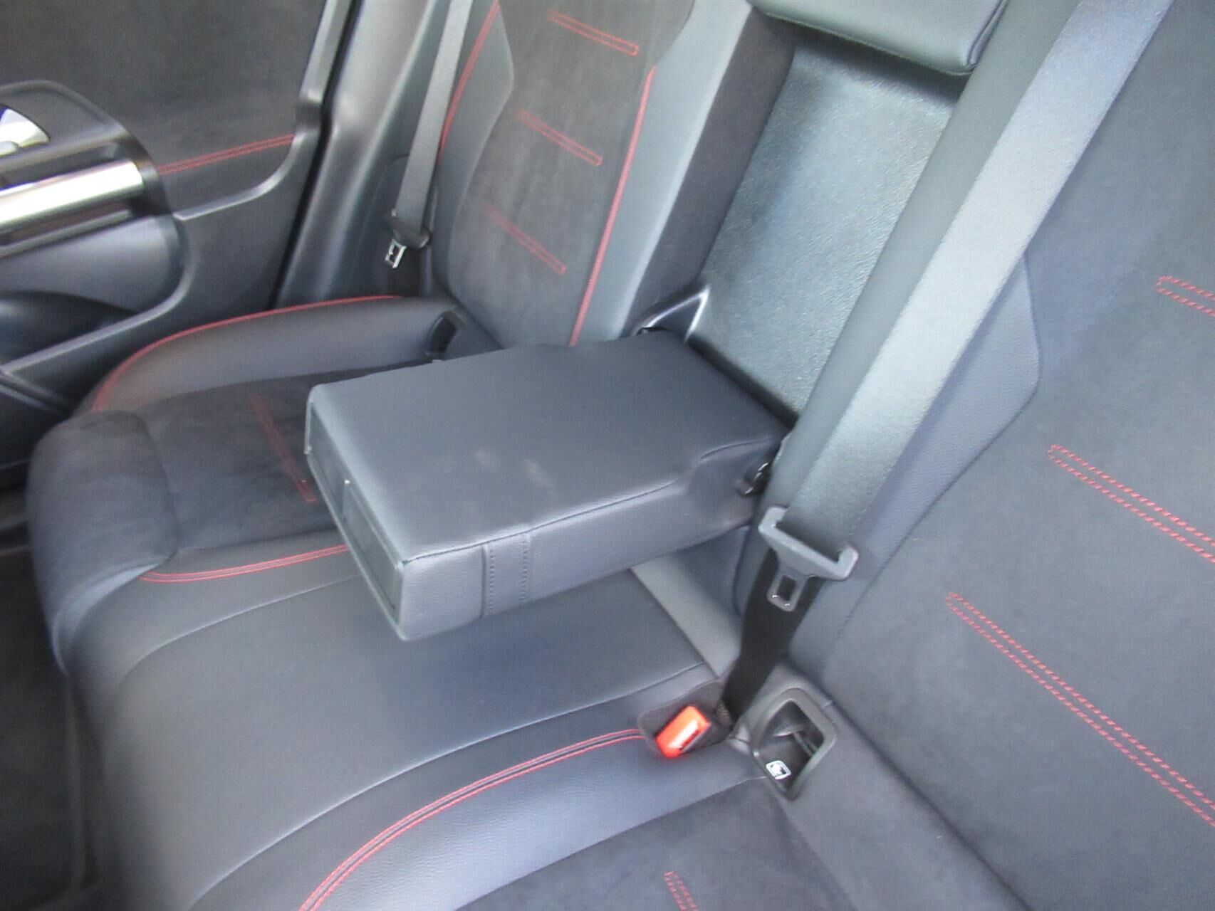 Billede af Mercedes-Benz EQA 250+ EL AMG Edition 190HK 5d Aut.