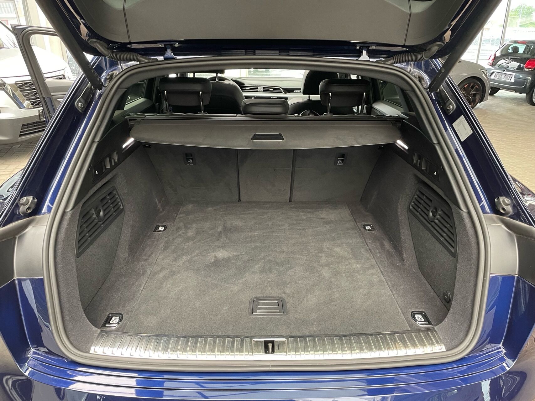 Billede af Audi E-tron 55 Advanced Quattro 408HK 5d Aut.
